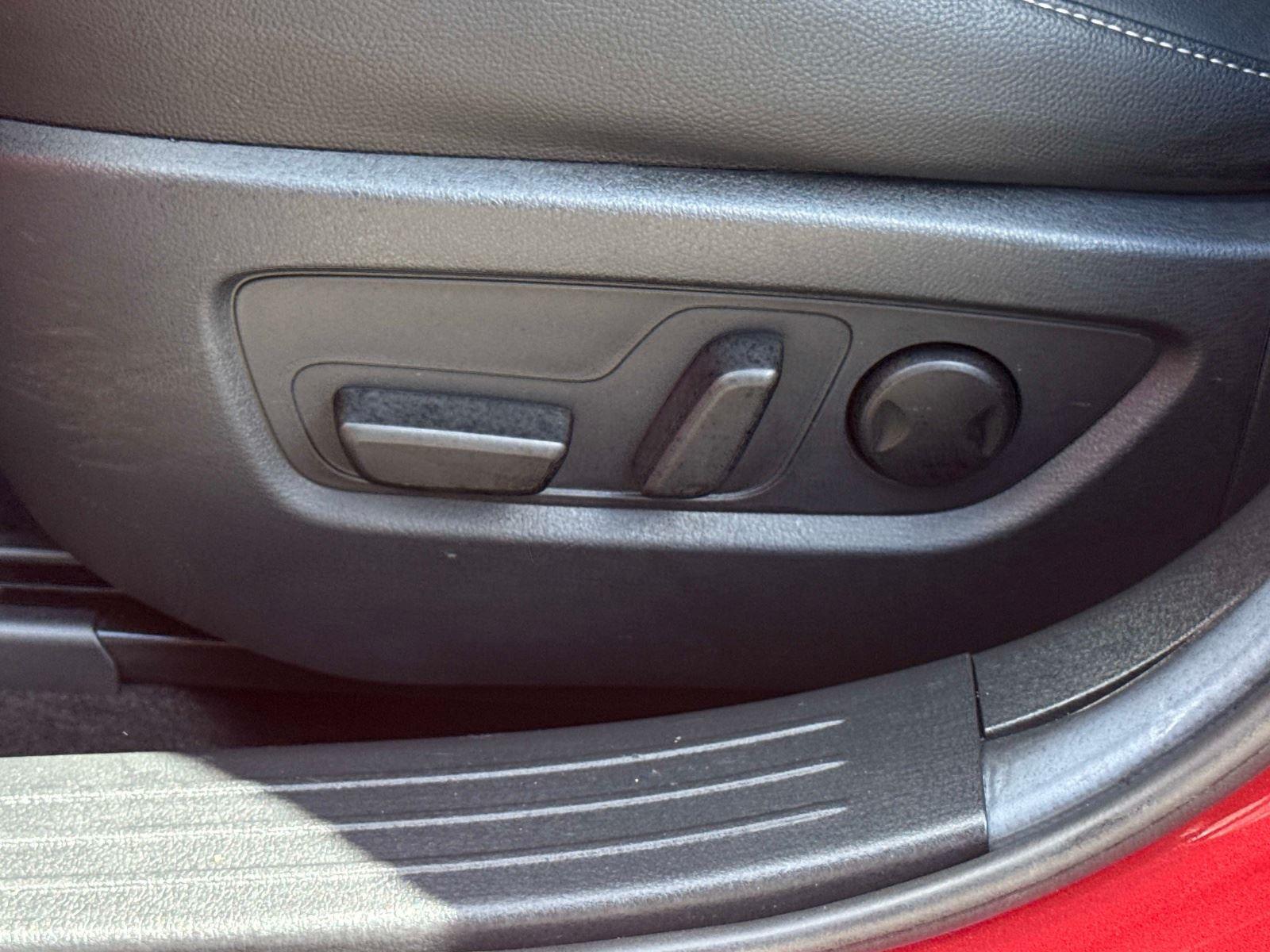 2024 Mazda CX-50 2.5 S Preferred Package