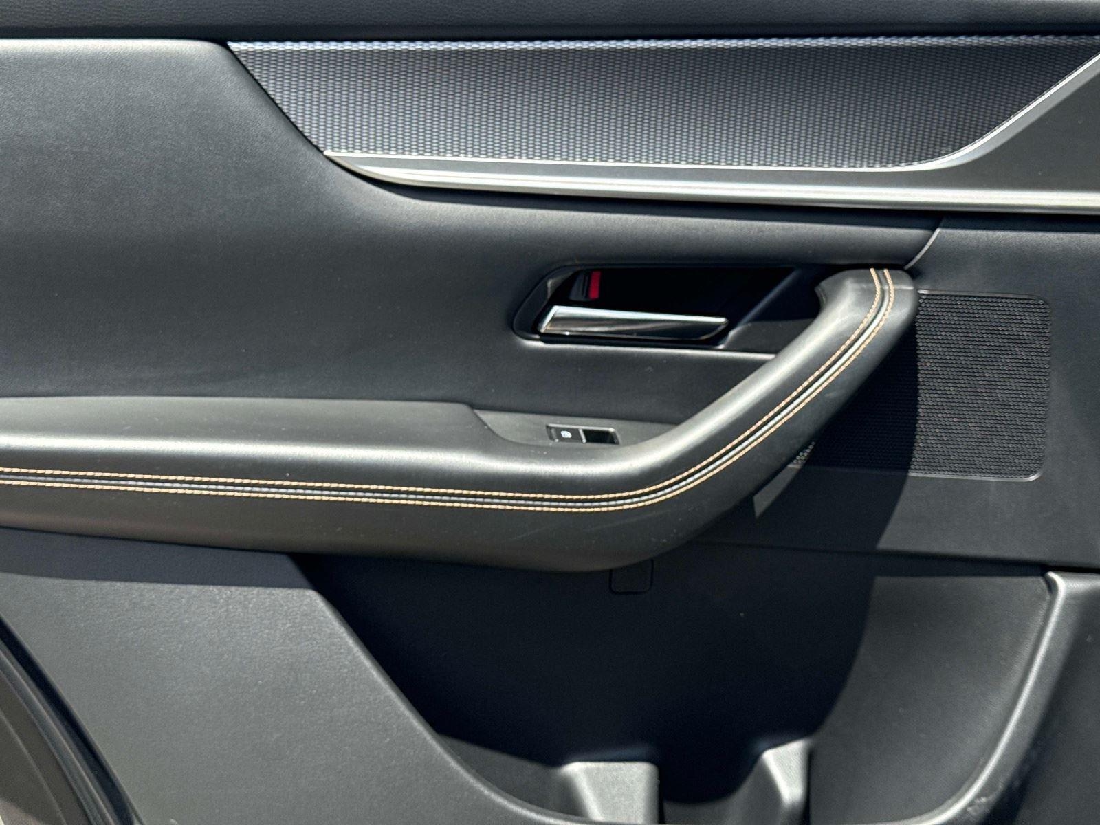 2025 Mazda CX-90 Preferred Package