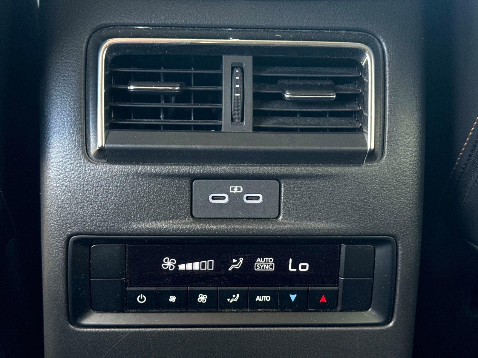 2025 Mazda CX-90 Preferred Package