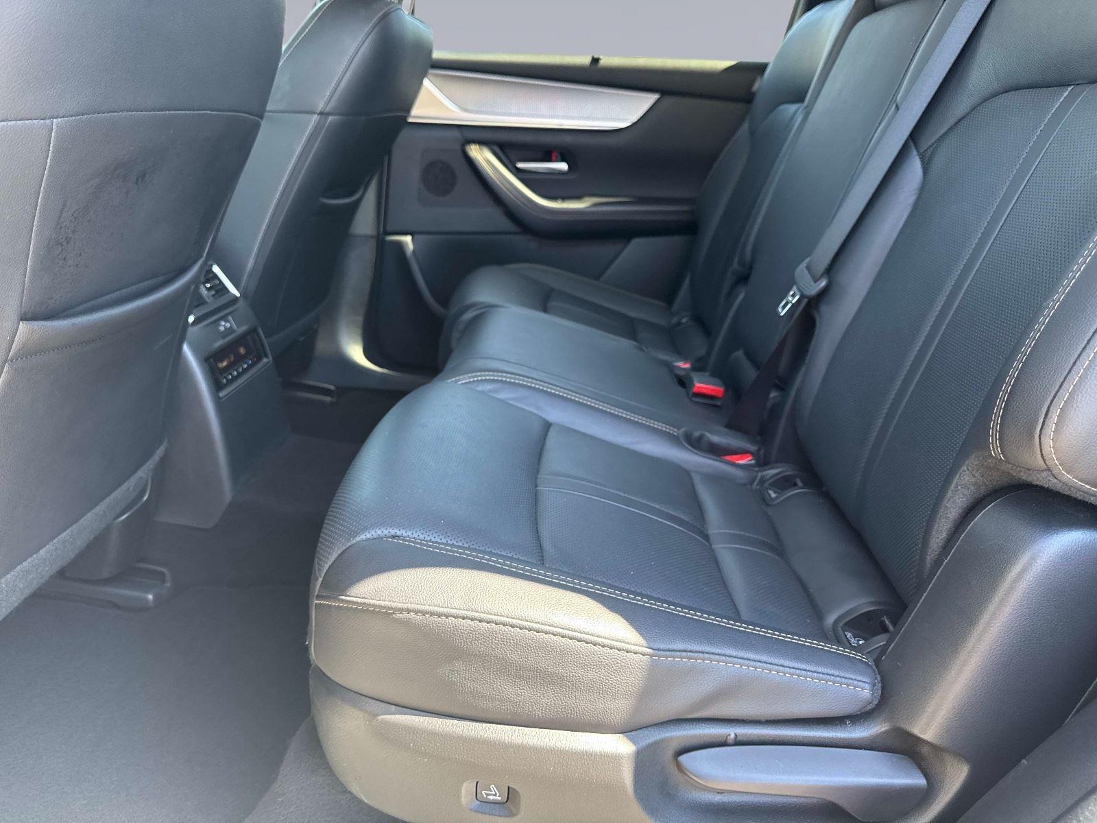 2025 Mazda CX-90 Preferred Package