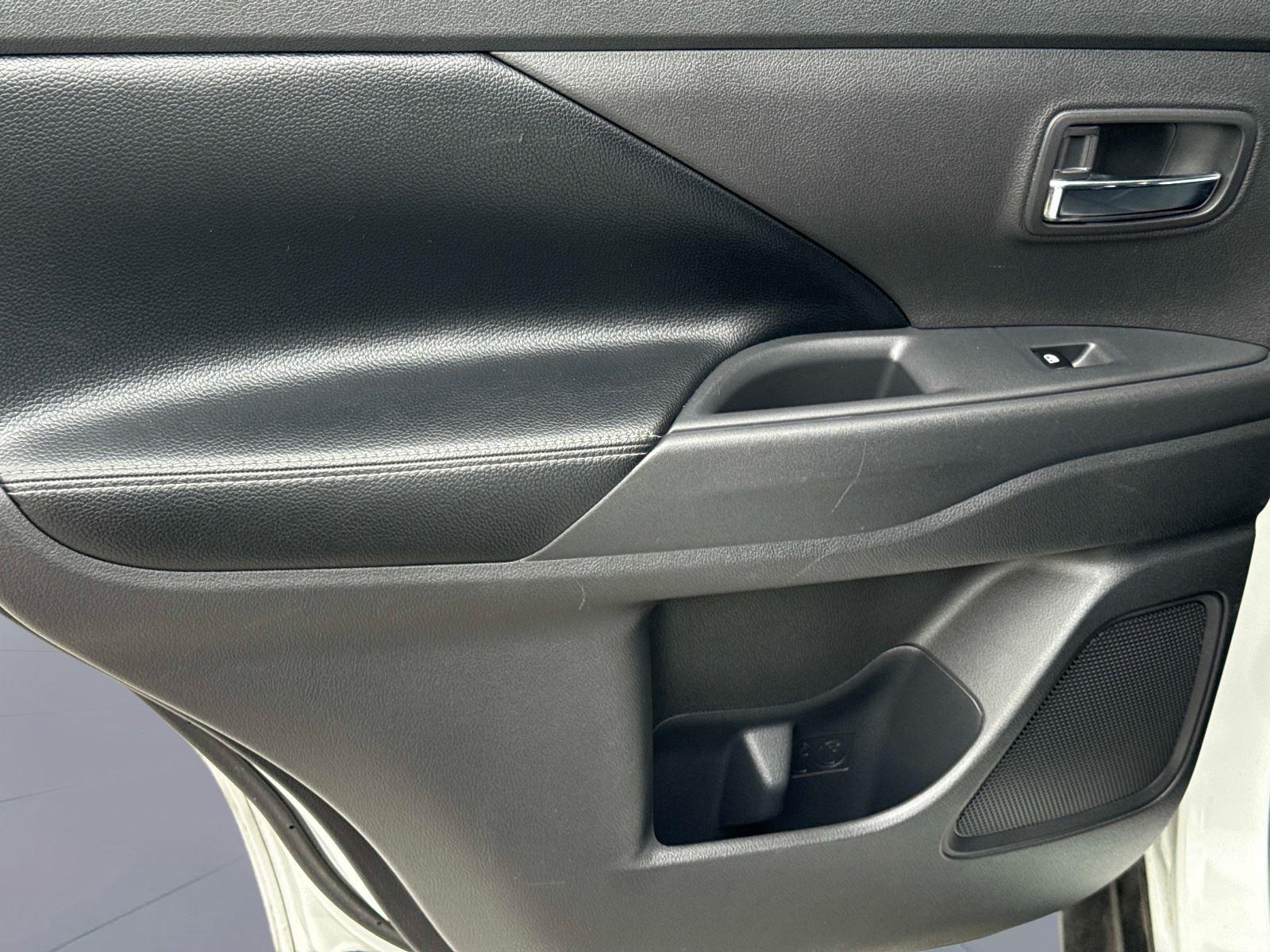 2016 Mitsubishi Outlander SEL