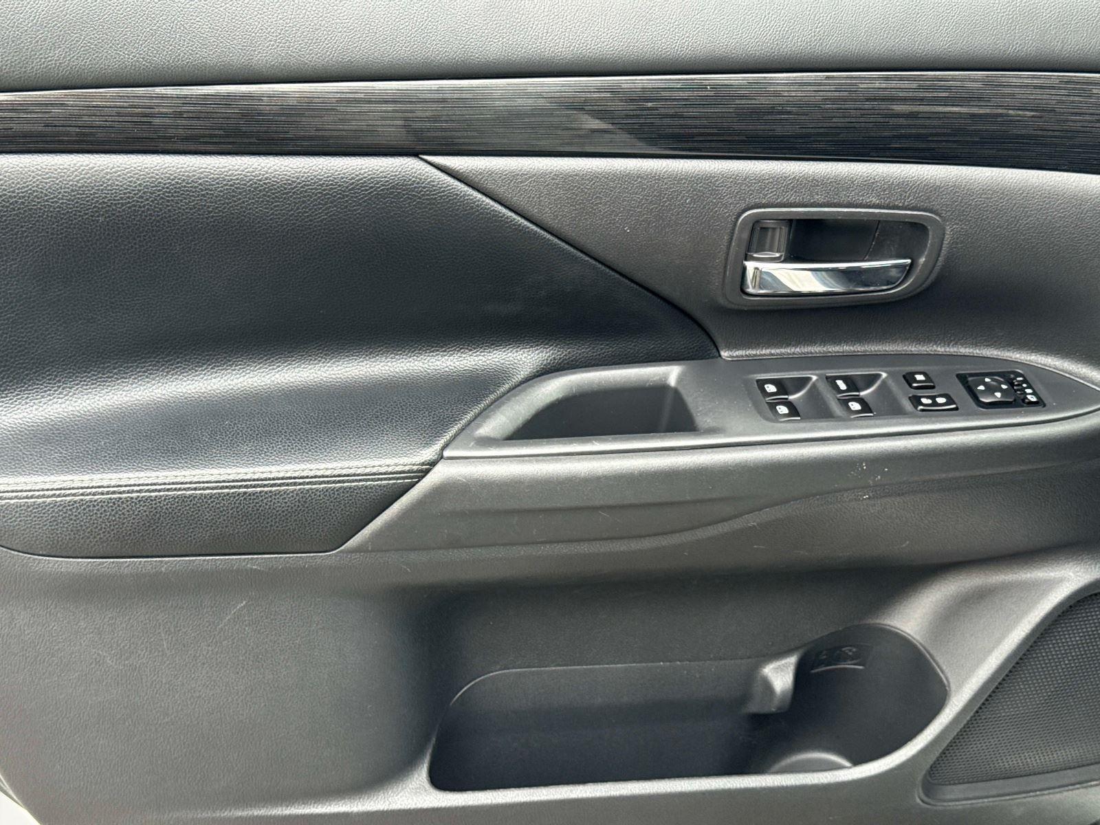 2016 Mitsubishi Outlander SEL