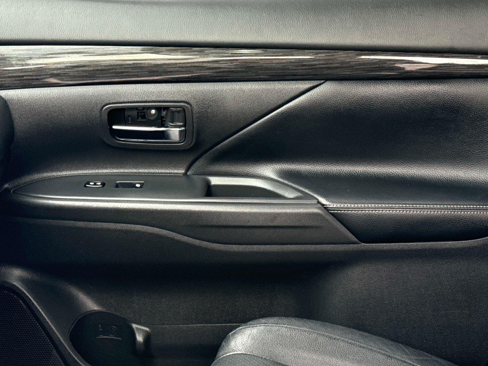 2016 Mitsubishi Outlander SEL
