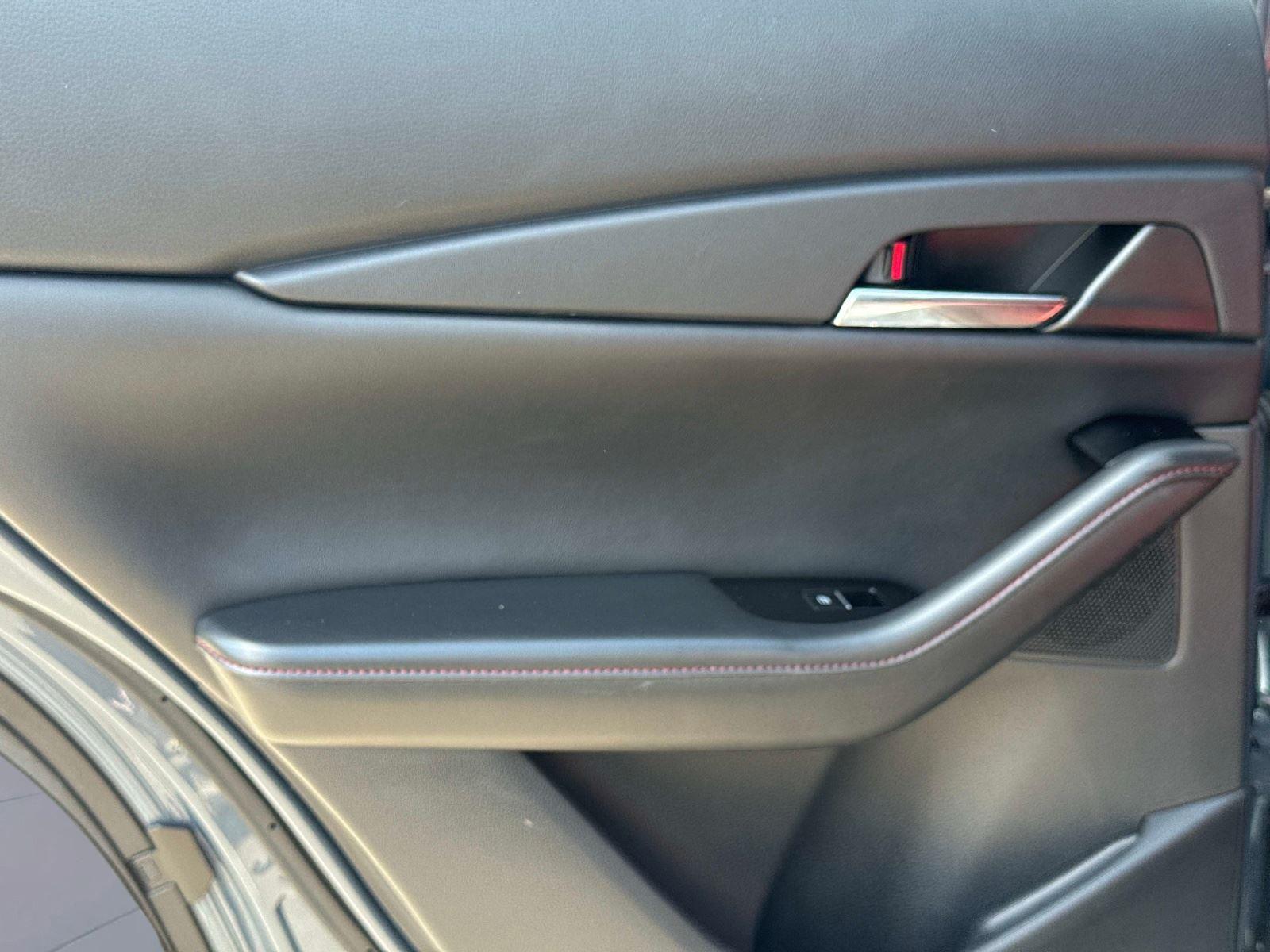 2025 Mazda CX-30 2.5 S Carbon Edition