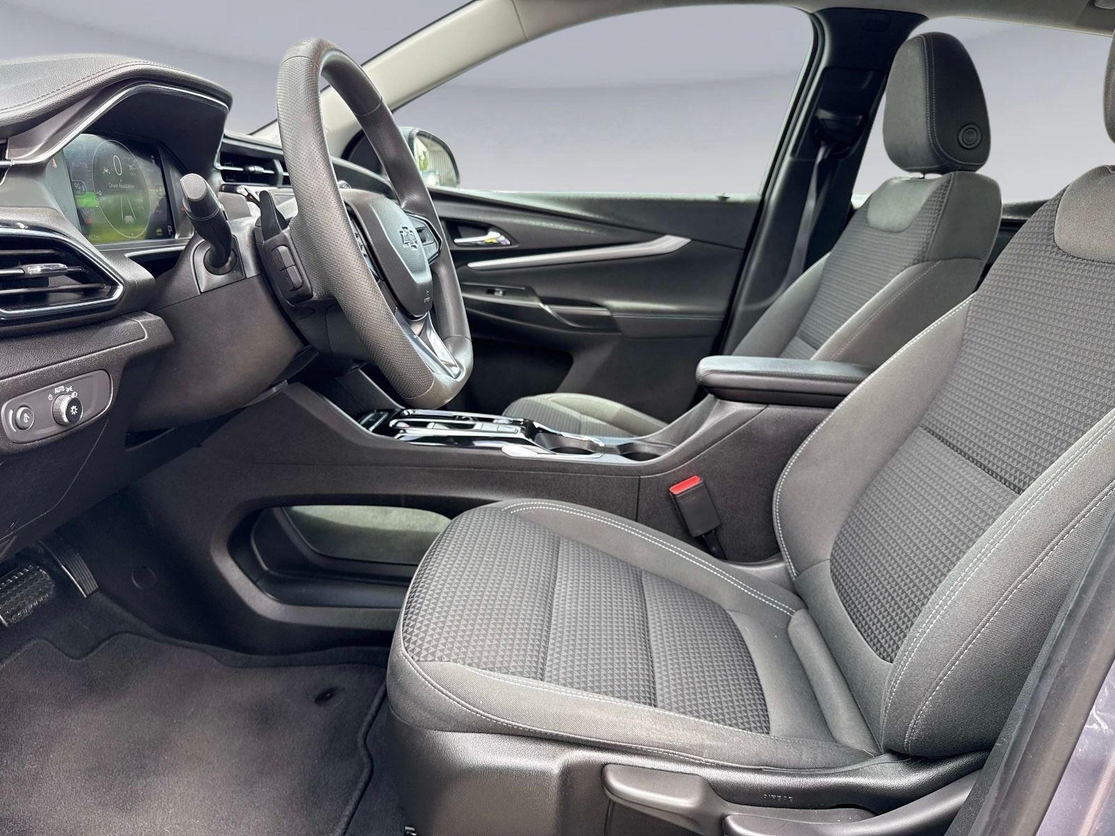 2023 Chevrolet Bolt EUV LT