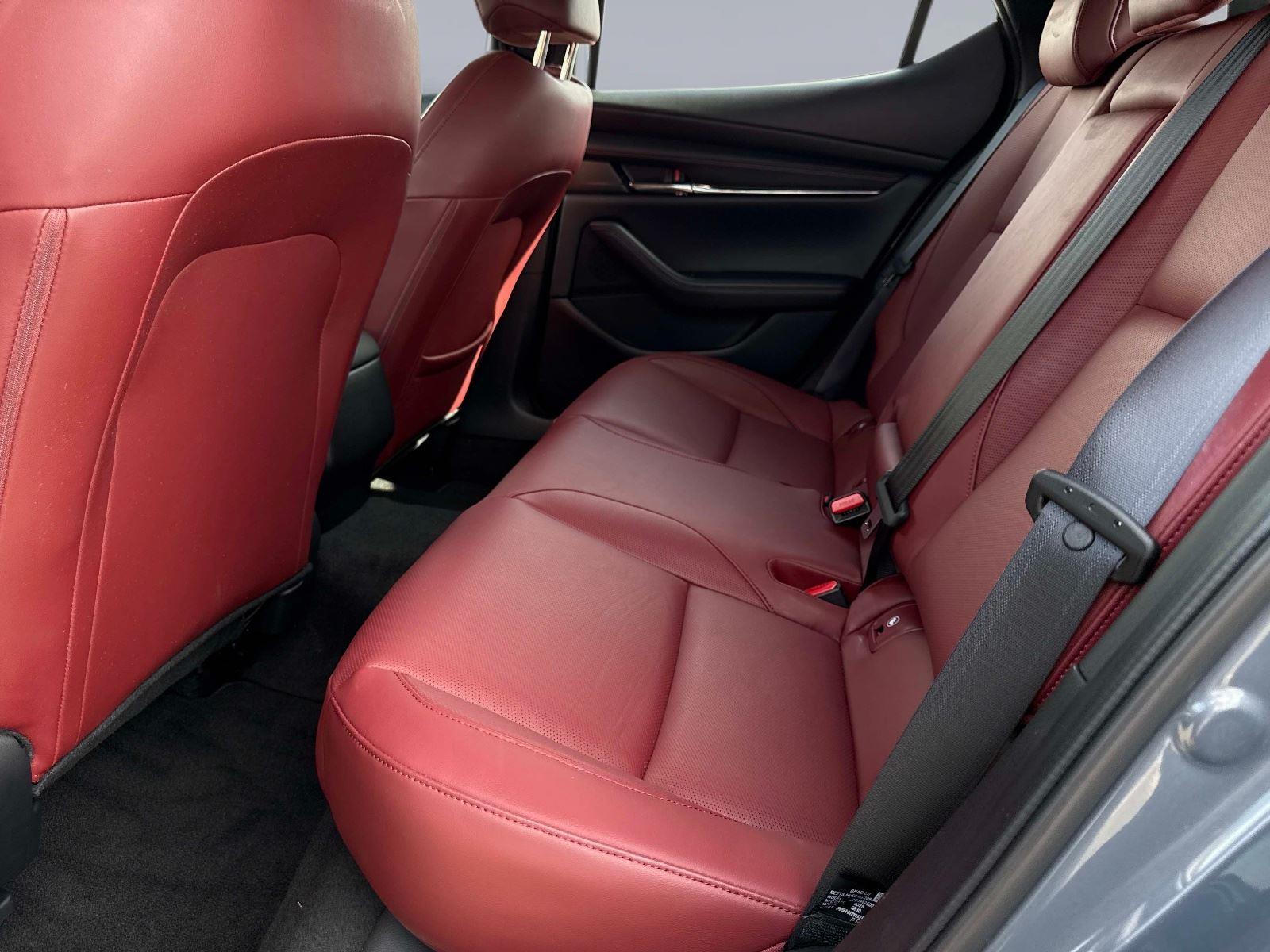 2026 Mazda Mazda3 Hatchback 2.5 S Carbon Edition