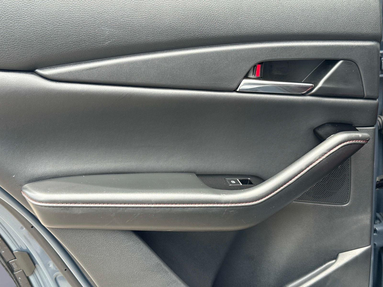 2025 Mazda CX-30 2.5 S Carbon Edition