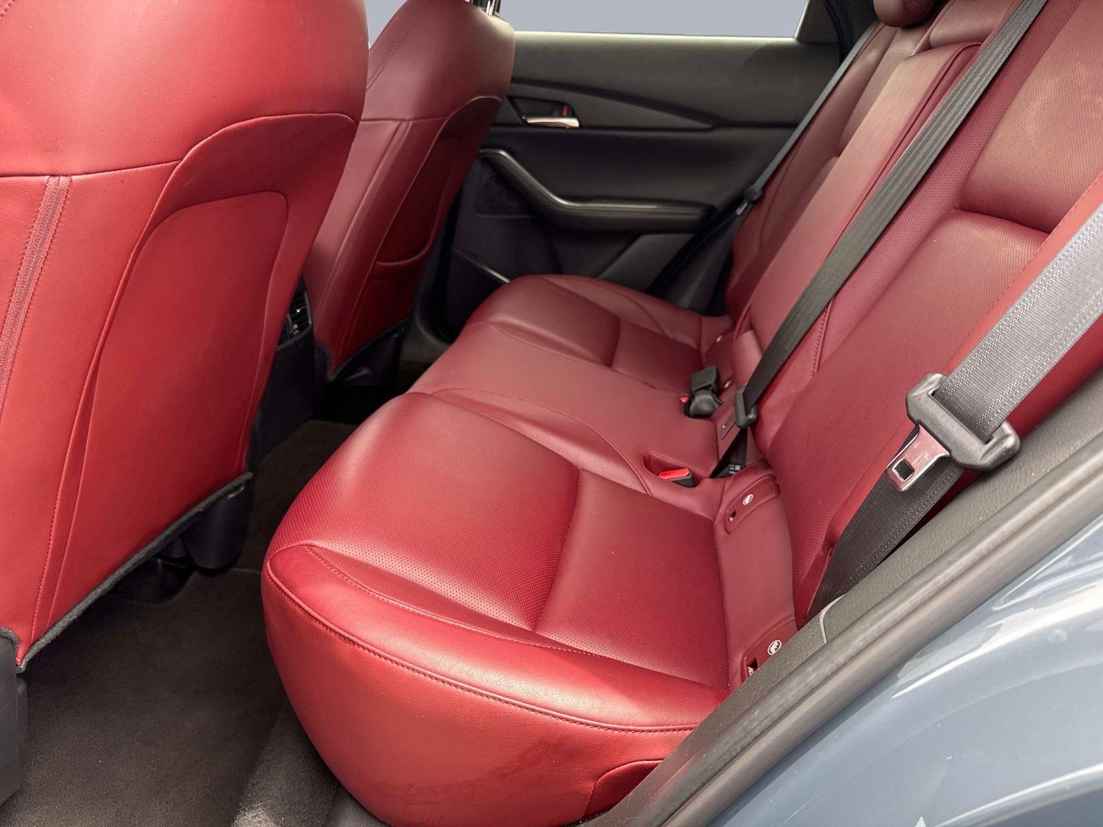 2025 Mazda CX-30 2.5 S Carbon Edition