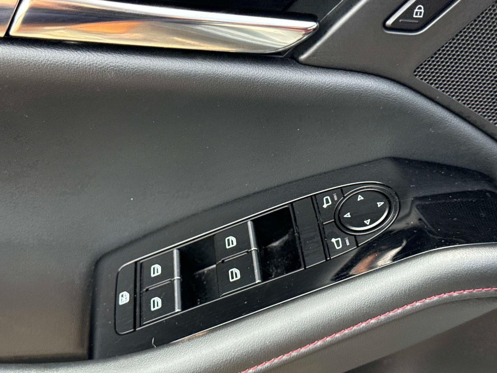 2026 Mazda Mazda3 Hatchback 2.5 S Carbon Edition