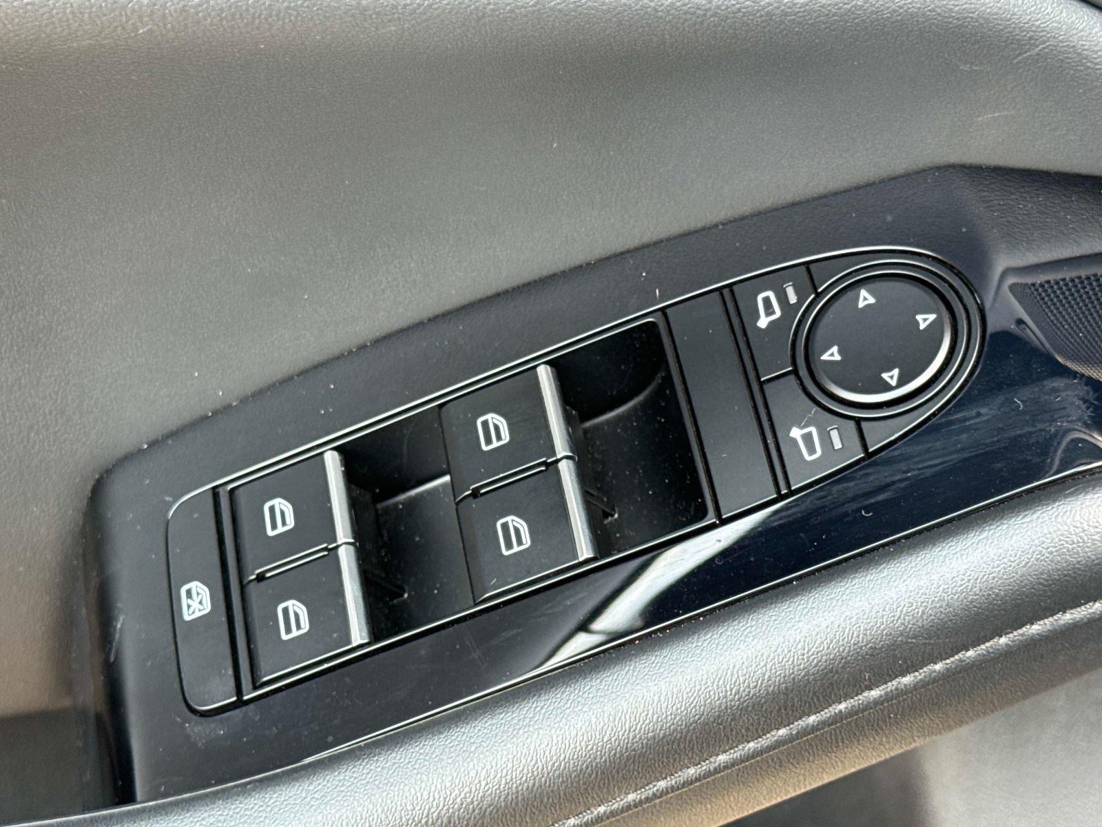 2023 Mazda Mazda3 Sedan 2.5 S Preferred