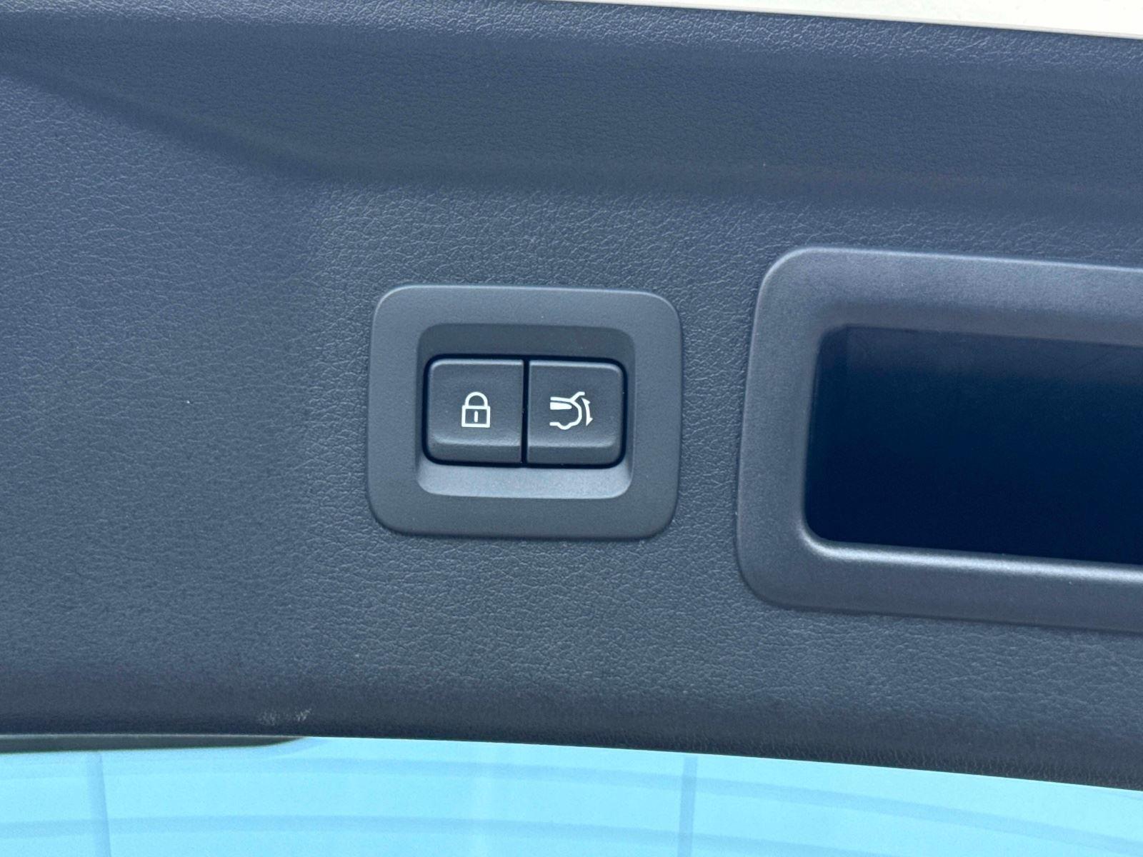 2026 Mazda CX-90 Select