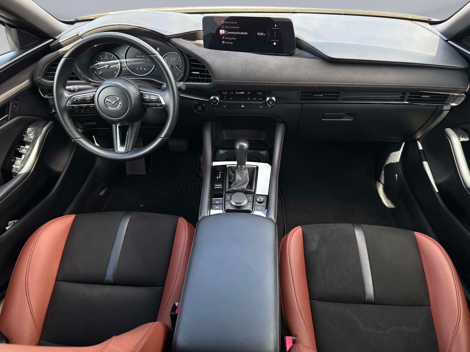 2025 Mazda Mazda3 Hatchback 2.5 Carbon Turbo