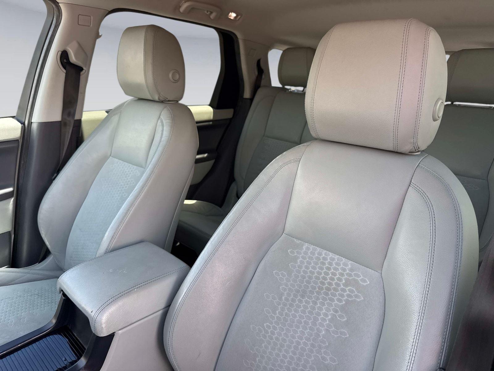 2018 Land Rover Discovery Sport SE