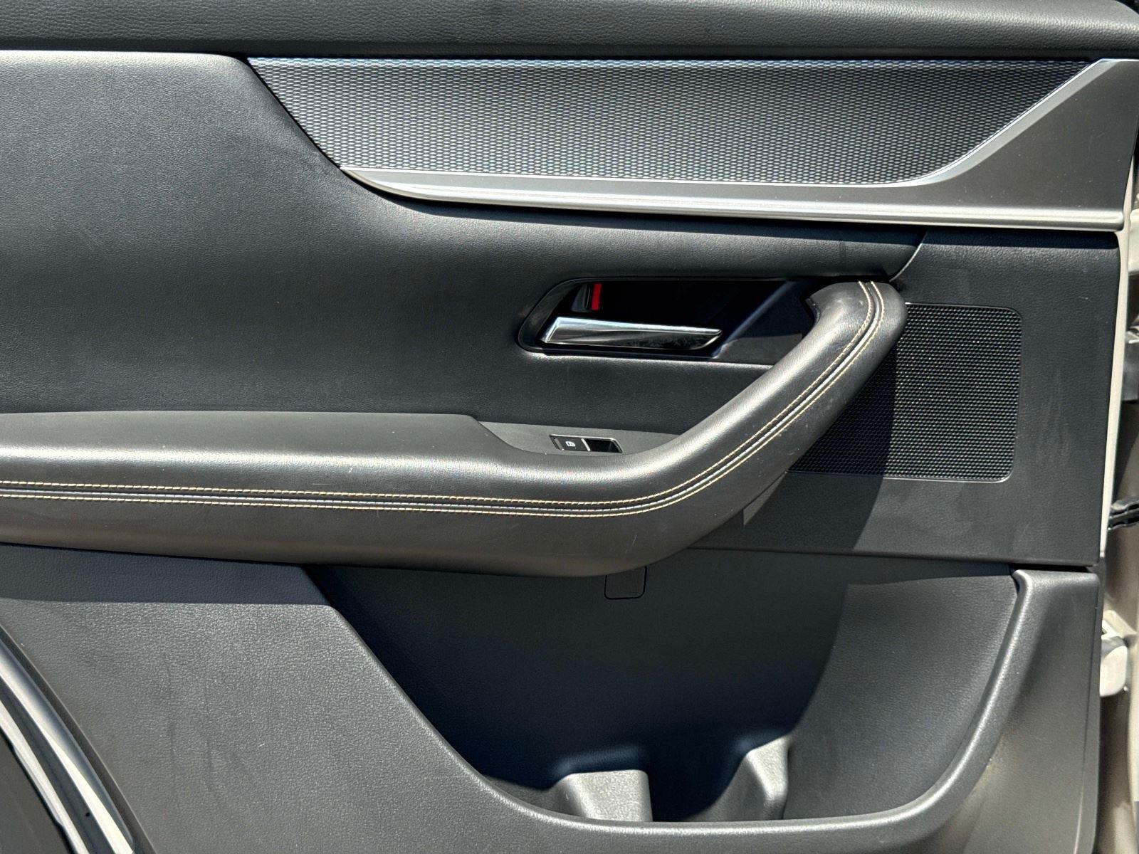 2024 Mazda CX-90 PHEV Premium Plus