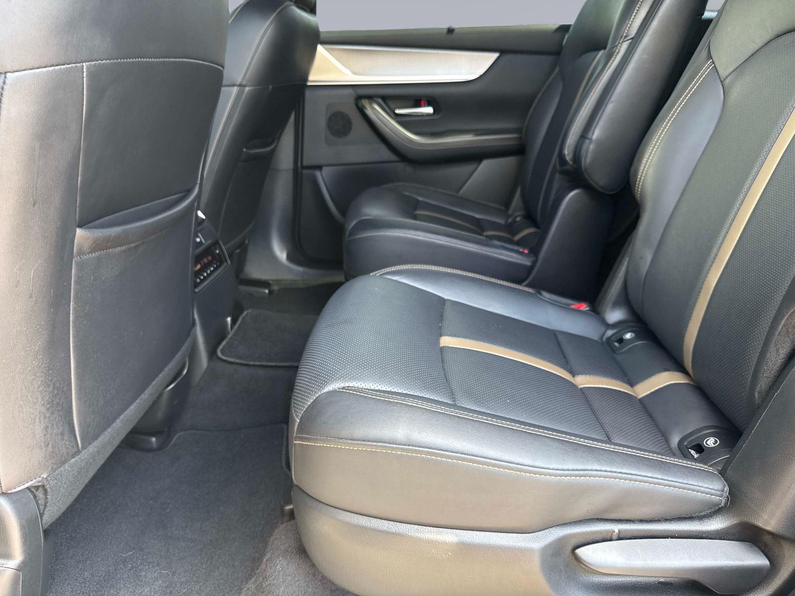2024 Mazda CX-90 PHEV Premium Plus