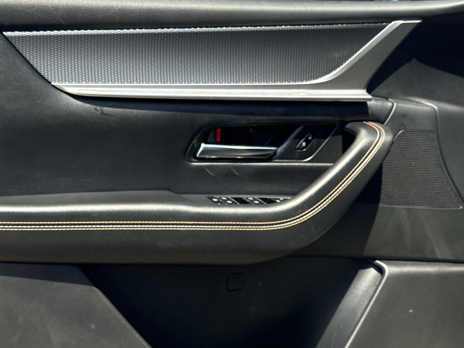 2024 Mazda CX-90 PHEV Premium Plus