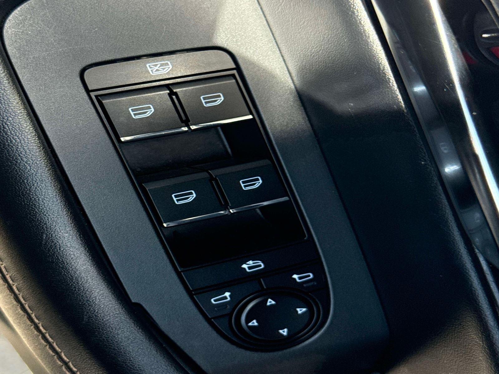 2024 Mazda CX-90 PHEV Premium Plus
