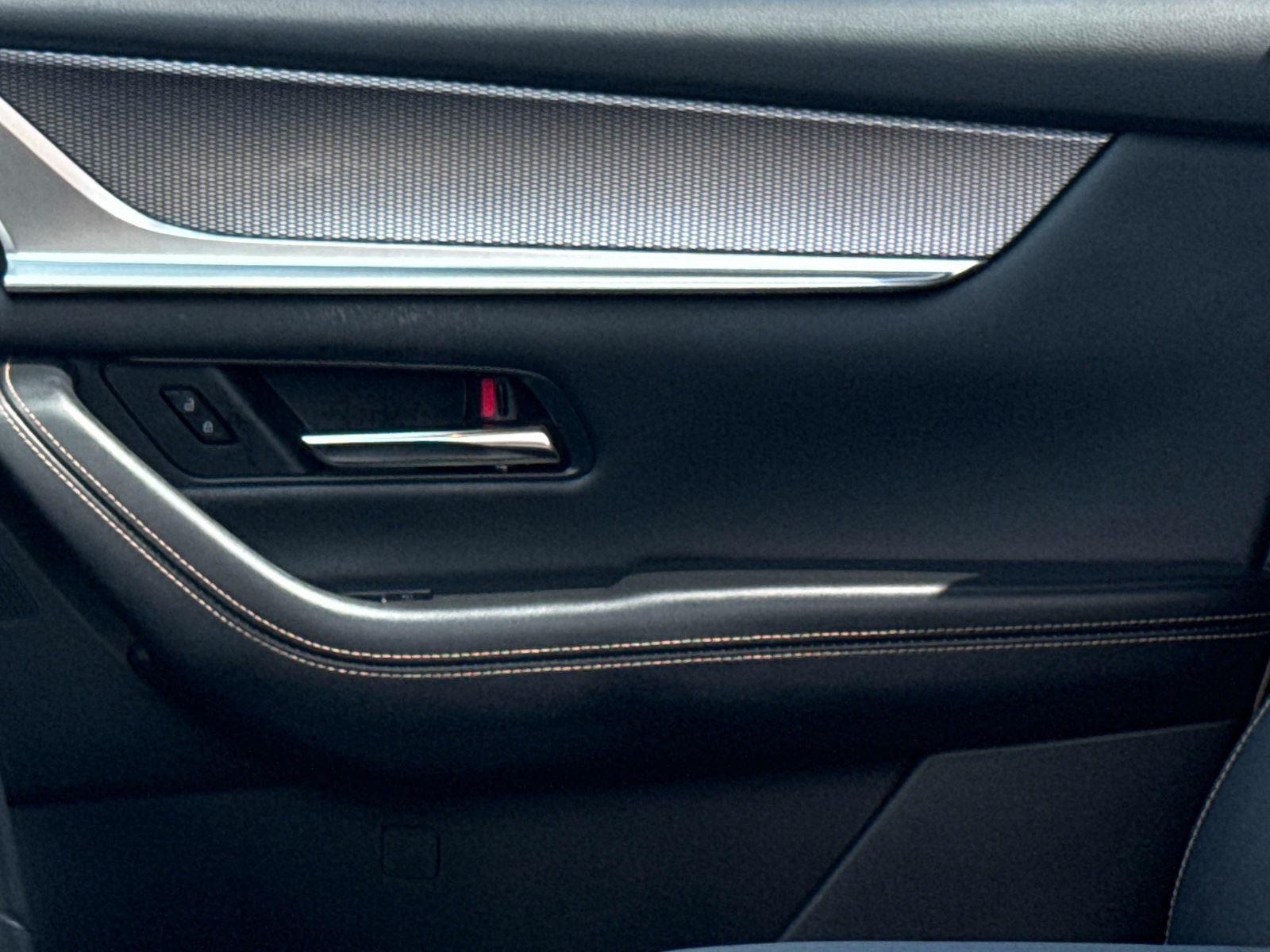 2024 Mazda CX-90 PHEV Premium Plus