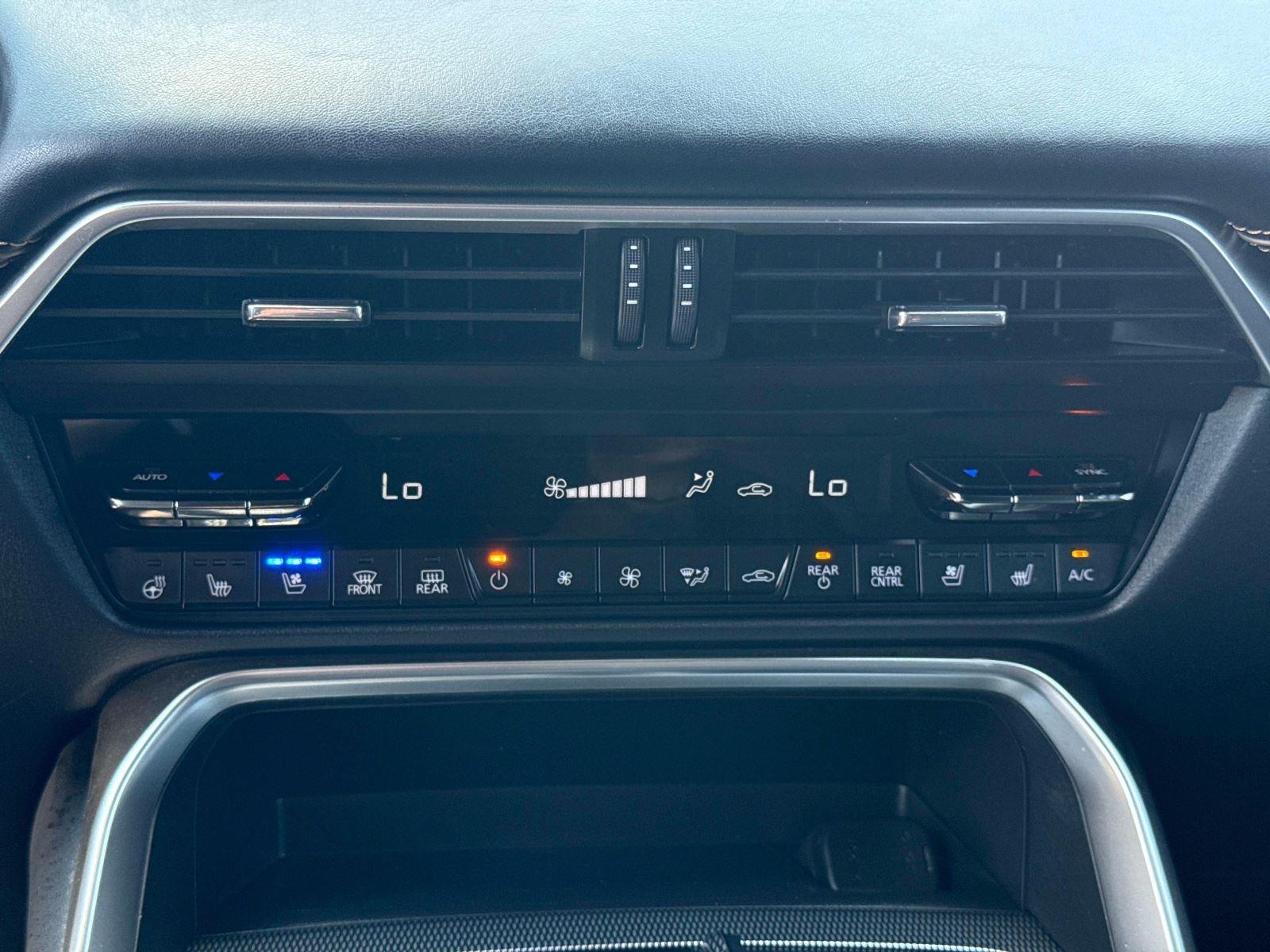 2024 Mazda CX-90 PHEV Premium Plus