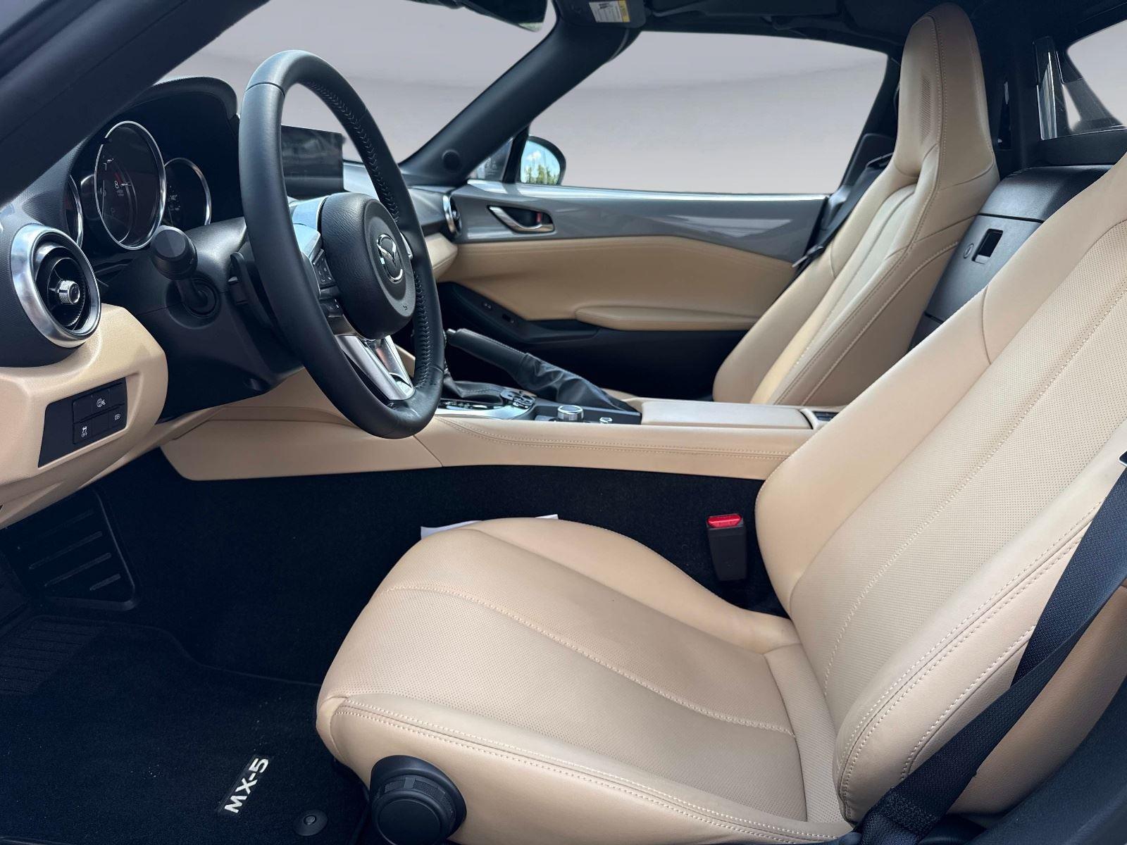 2026 Mazda MX-5 Miata RF Grand Touring