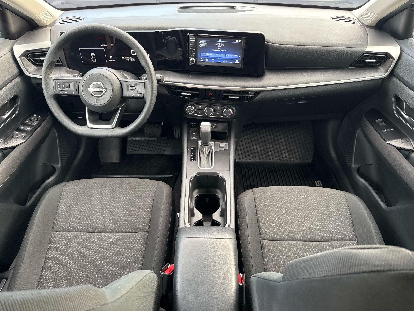 2025 Nissan Kicks S