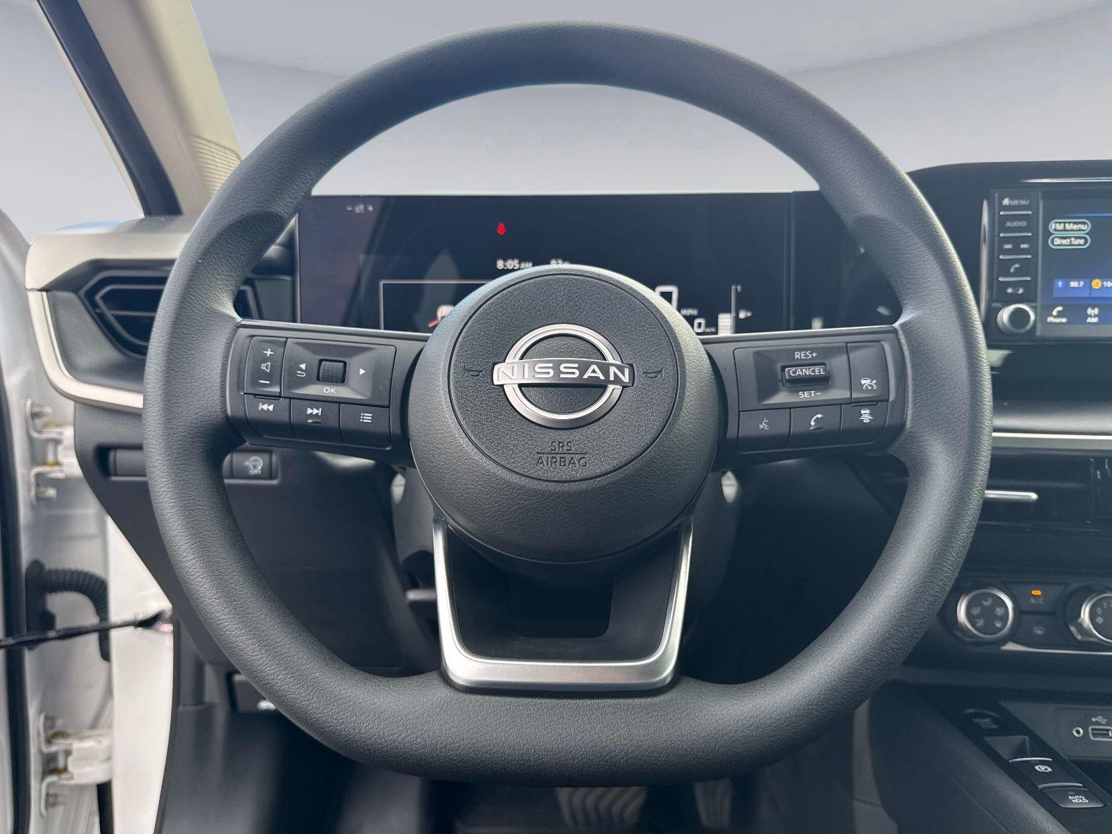 2025 Nissan Kicks S