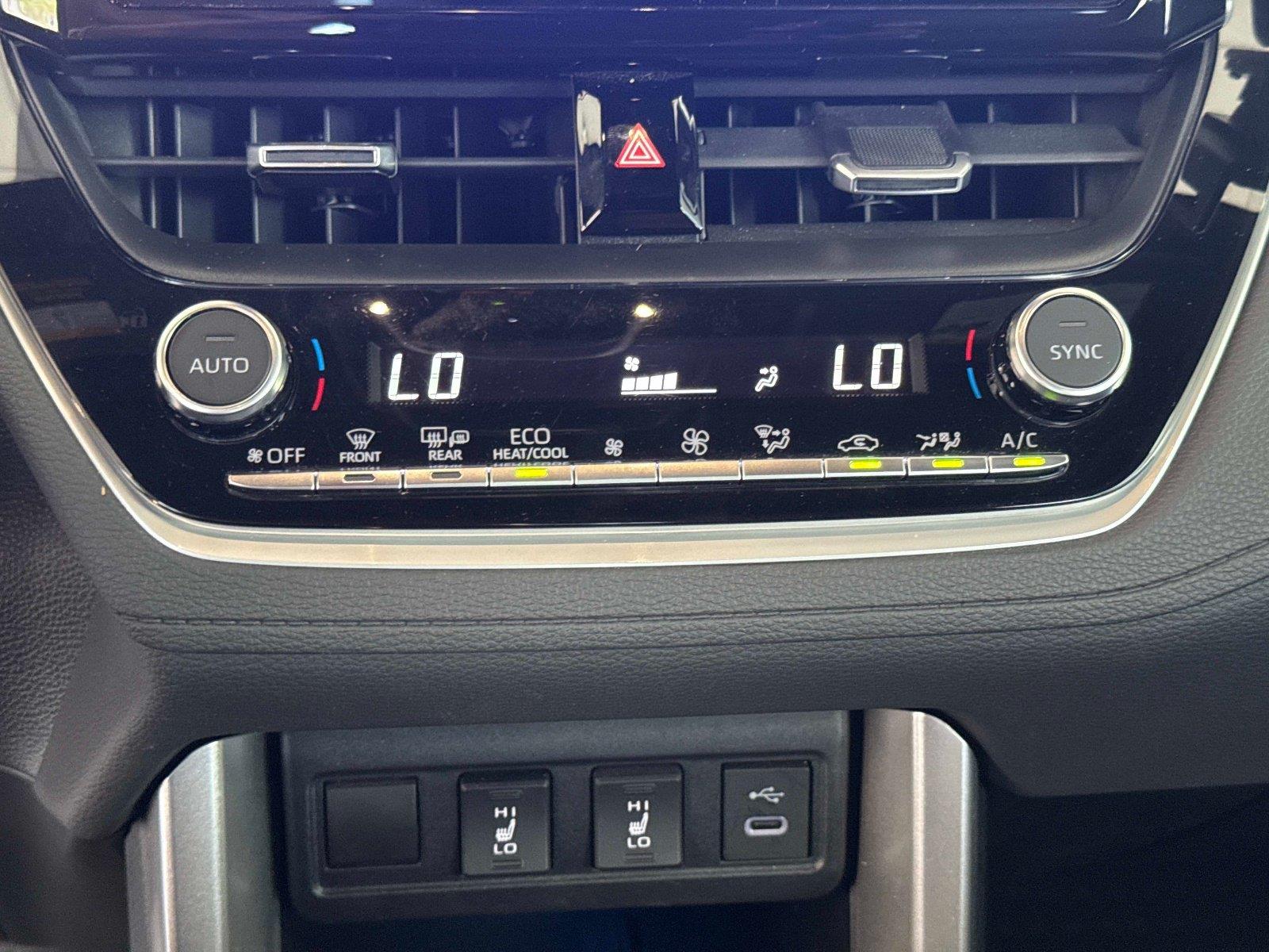 2023 Toyota Corolla Cross Hybrid XSE