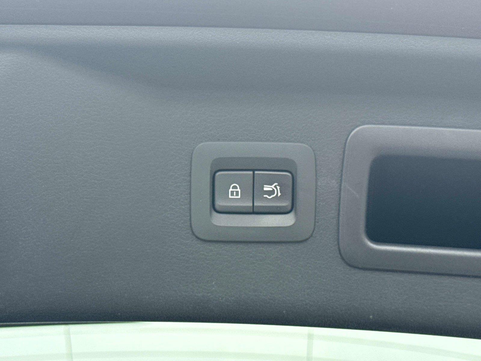 2024 Mazda CX-90 PHEV Premium