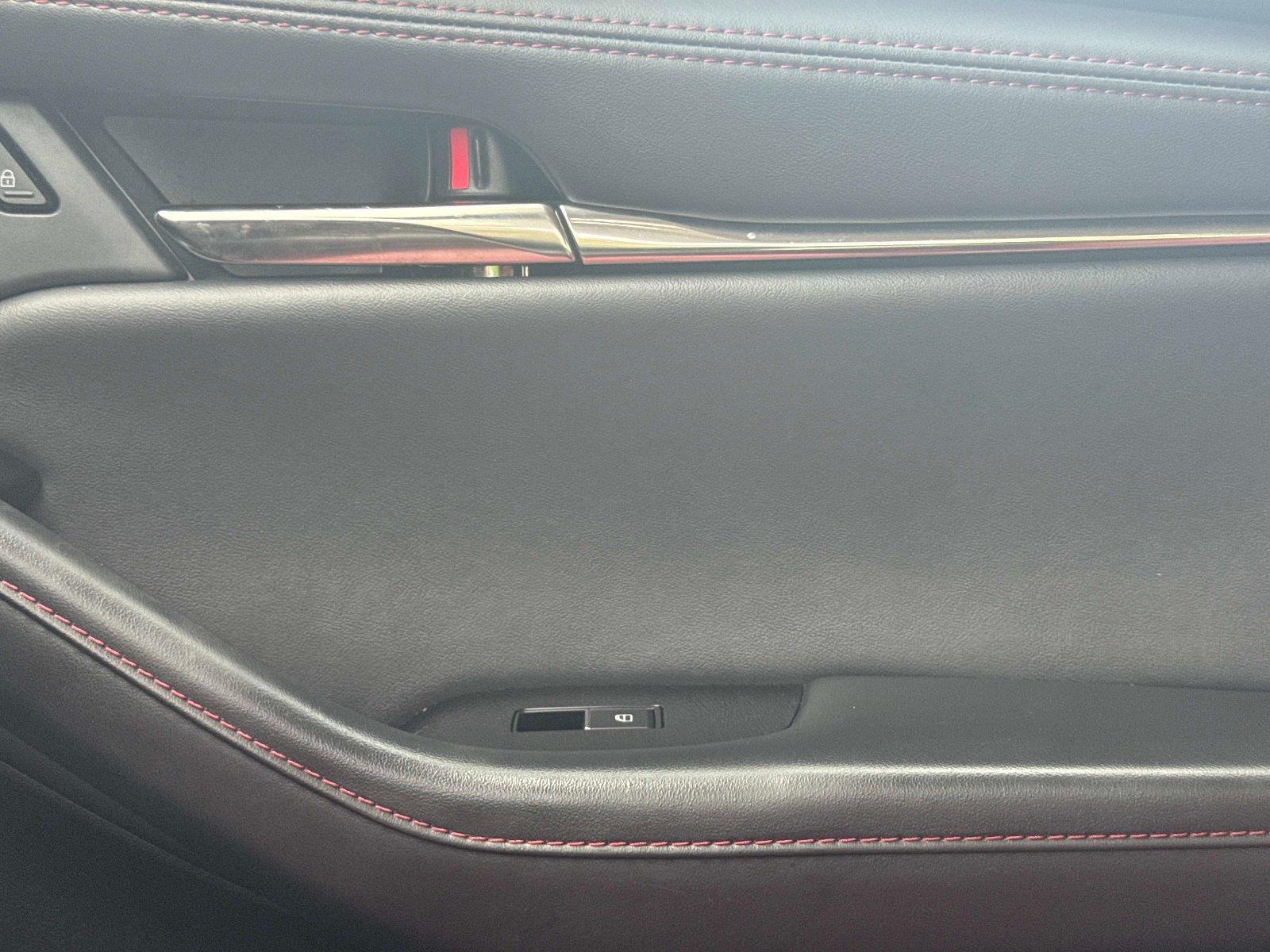 2025 Mazda Mazda3 Sedan 2.5 S Carbon Edition