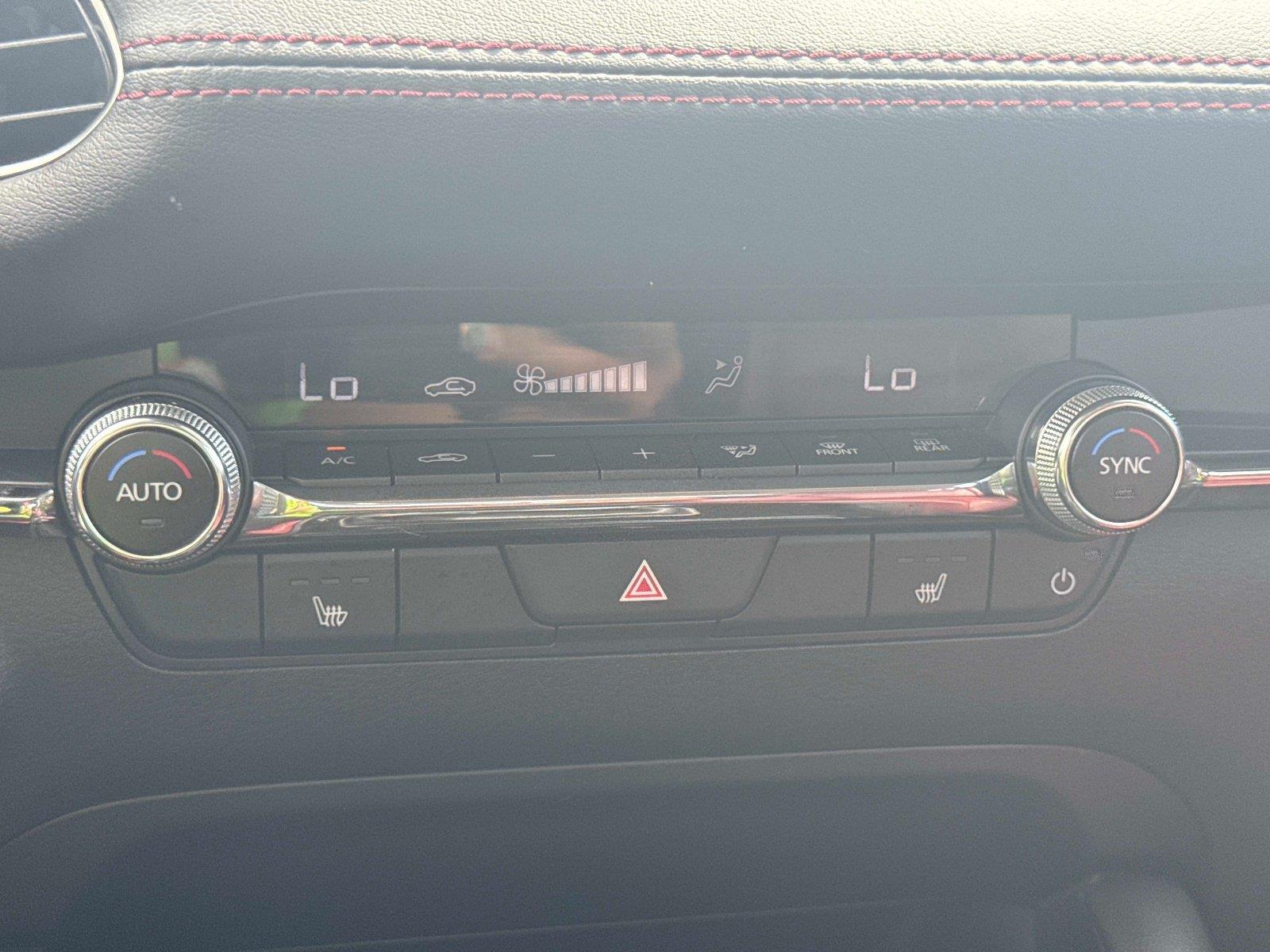 2025 Mazda Mazda3 Sedan 2.5 S Carbon Edition