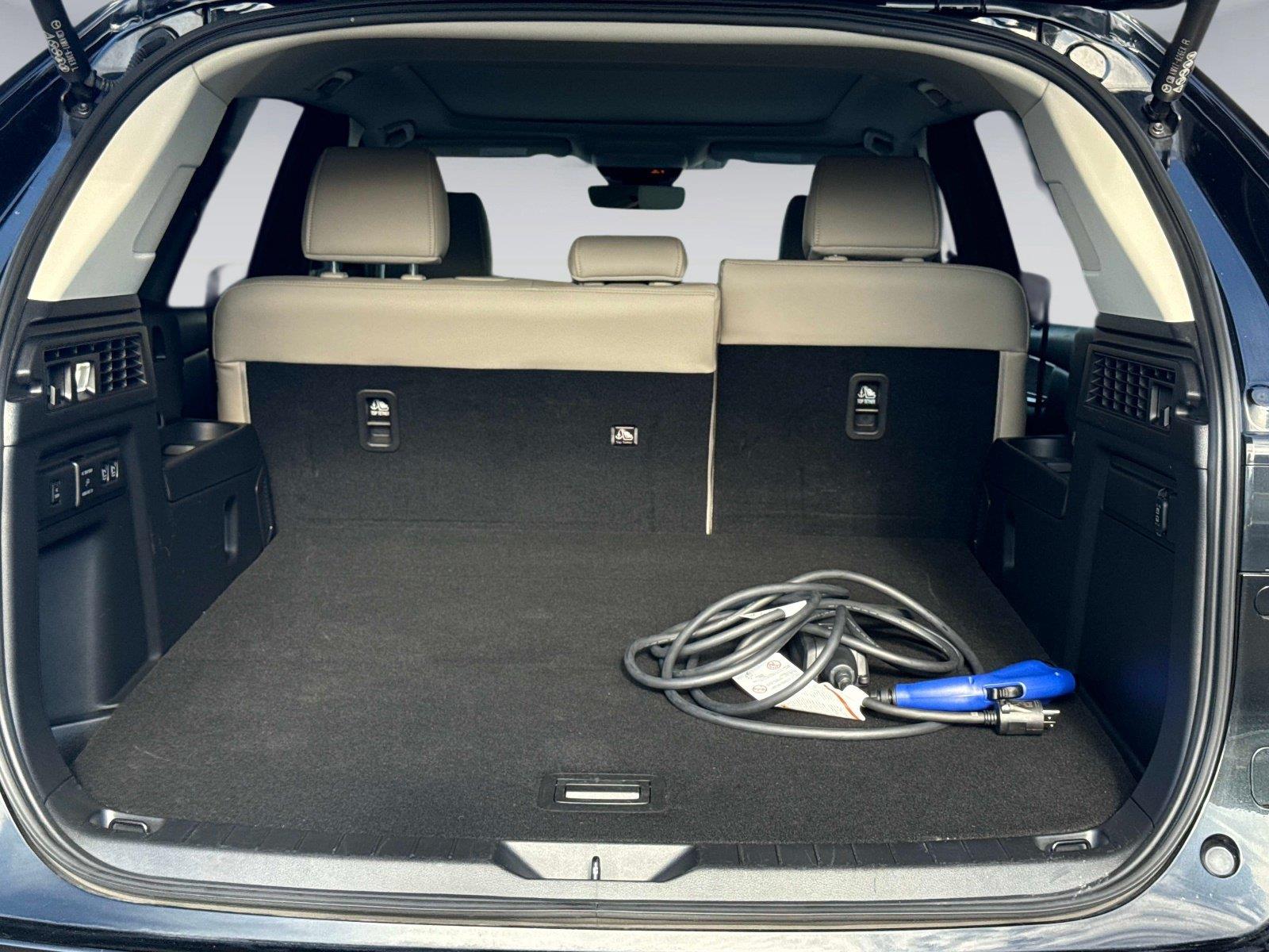 2025 Mazda CX-70 PHEV Premium Package