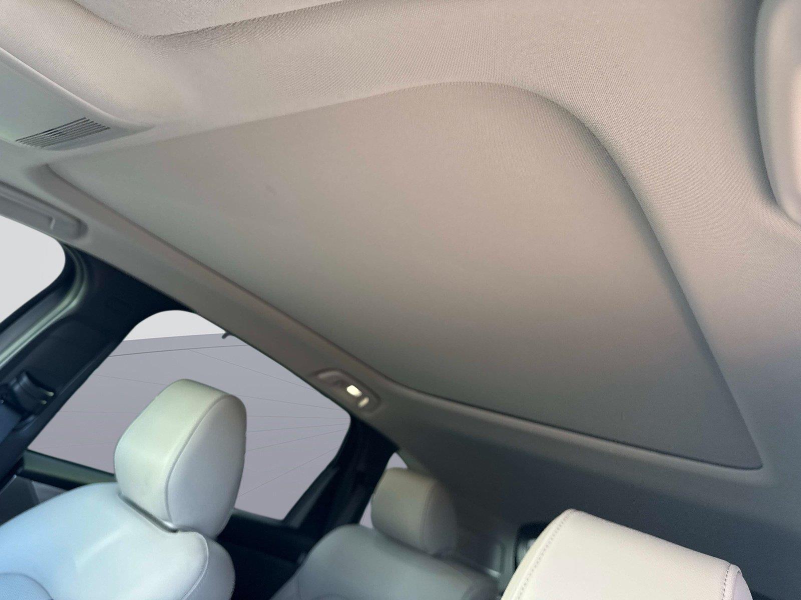 2025 Mazda CX-70 PHEV Premium Package