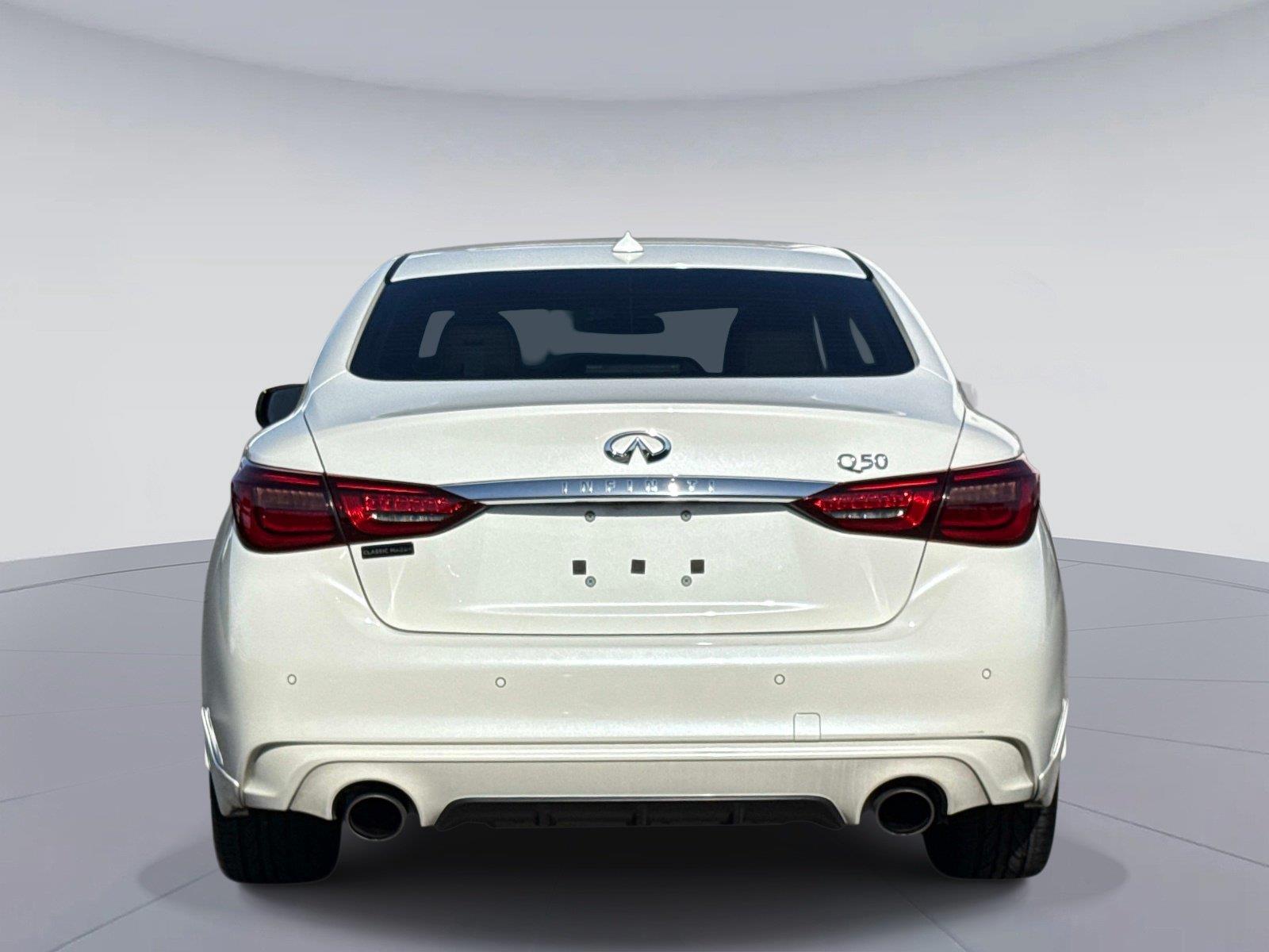 2023 INFINITI Q50 LUXE