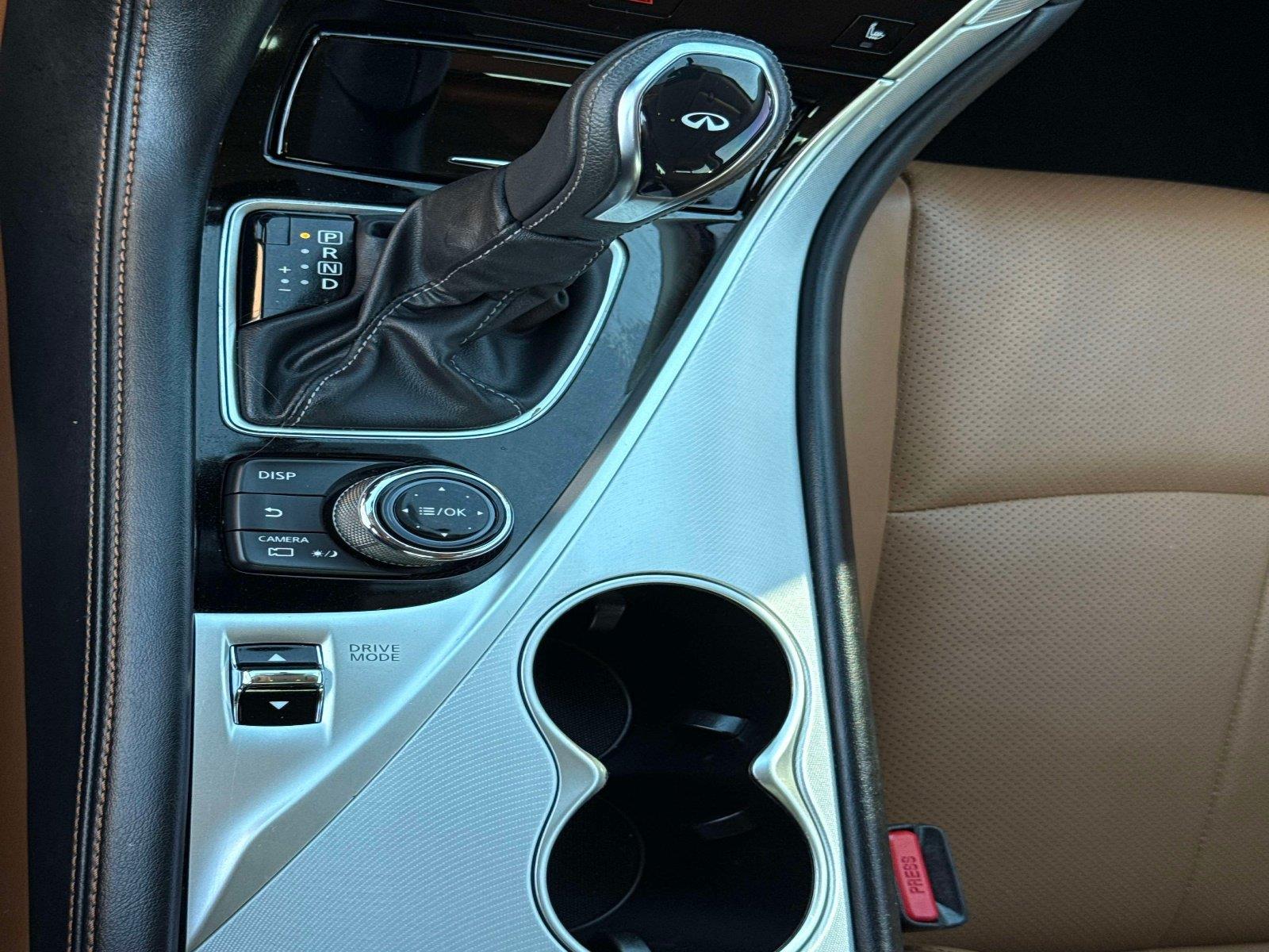 2023 INFINITI Q50 LUXE
