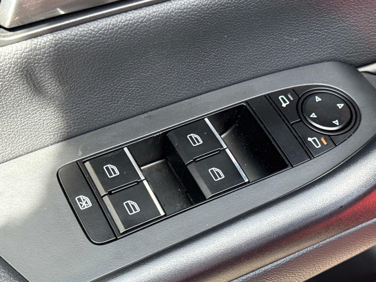 2024 Mazda CX-50 2.5 S Select Package