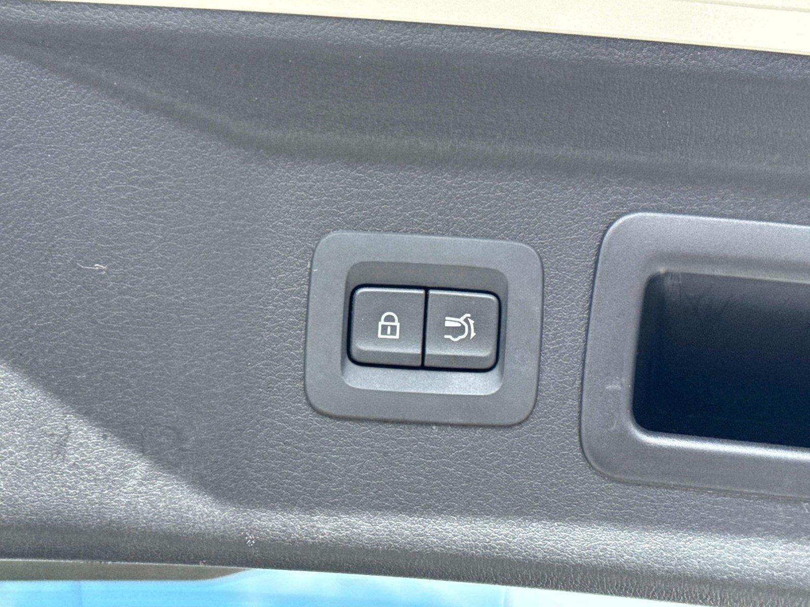 2024 Mazda CX-90 PHEV Preferred