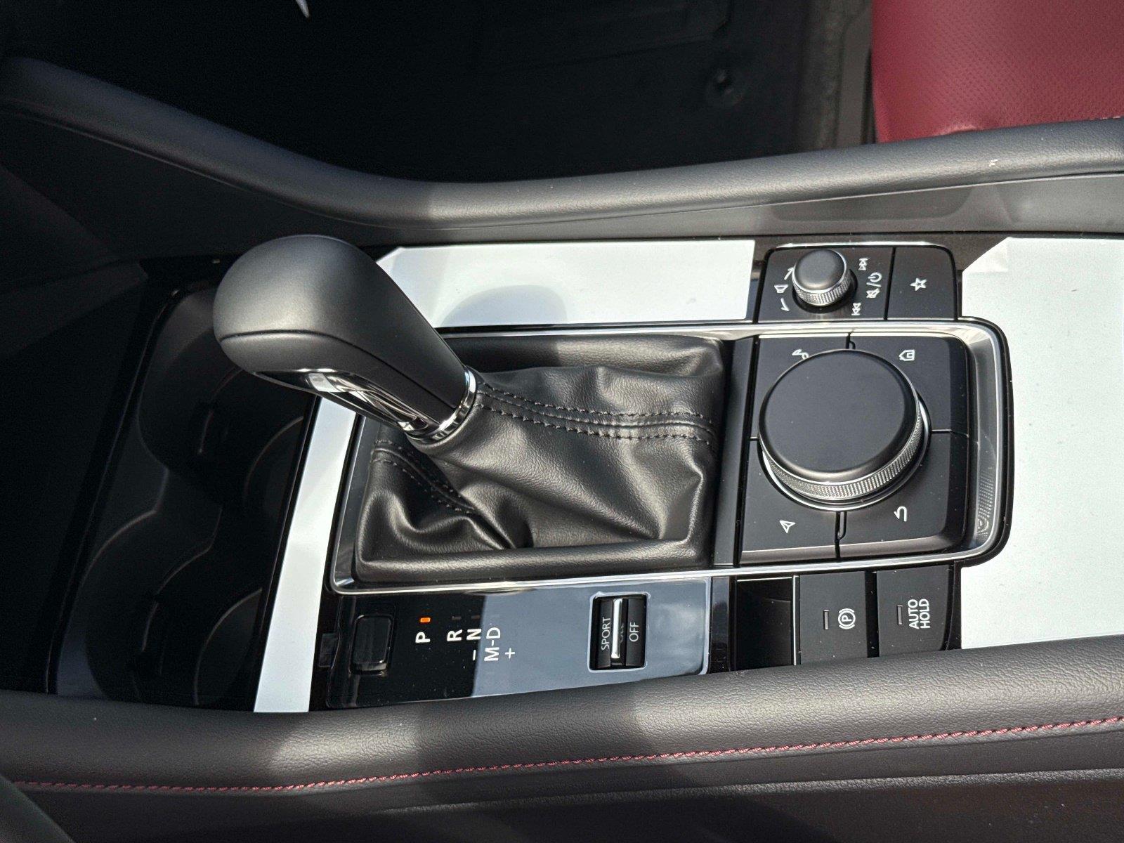 2026 Mazda Mazda3 Sedan 2.5 S Carbon Edition