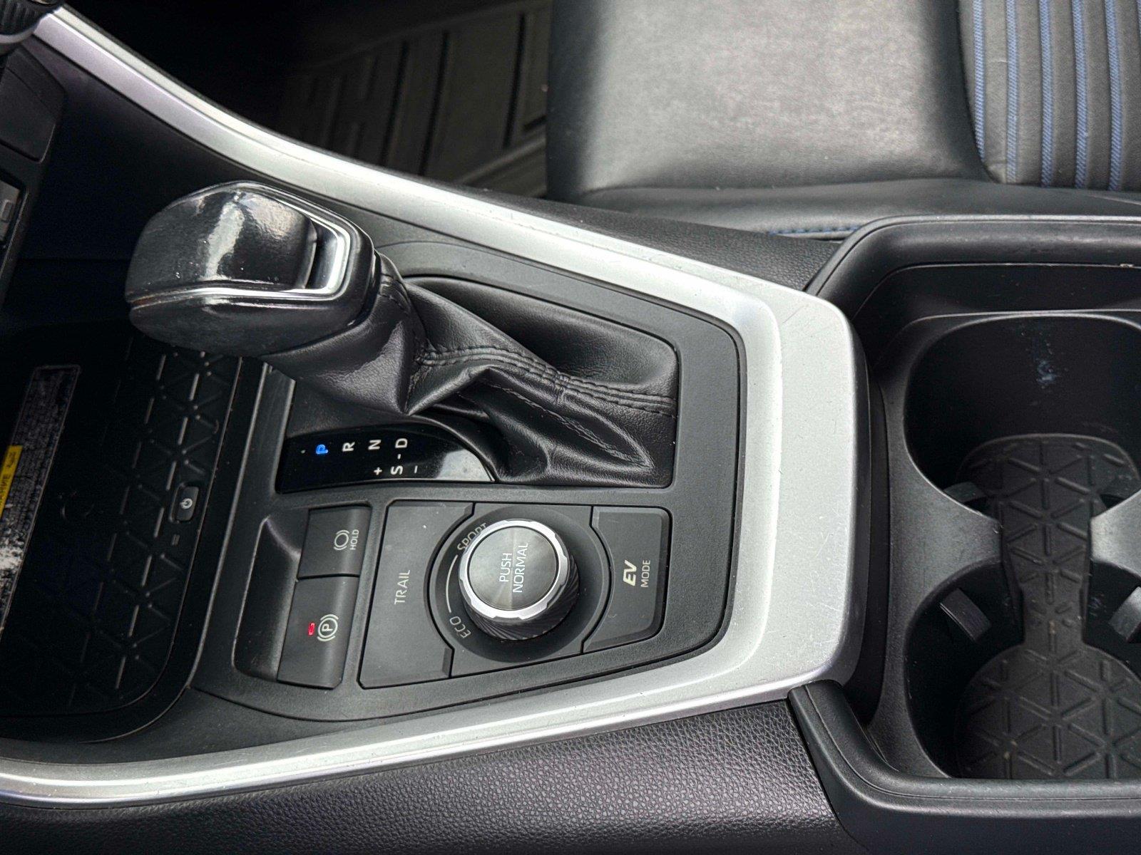 2020 Toyota RAV4 Hybrid XSE