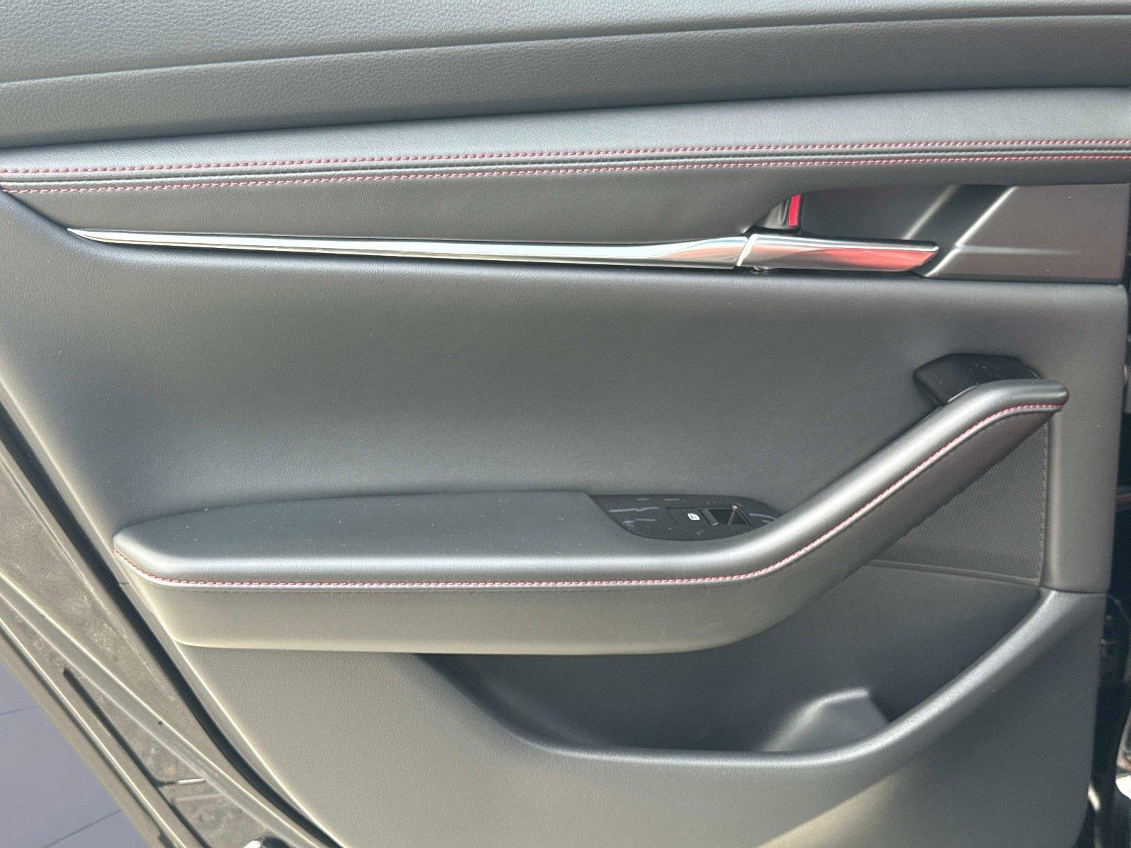 2026 Mazda Mazda3 Sedan 2.5 S Carbon Edition