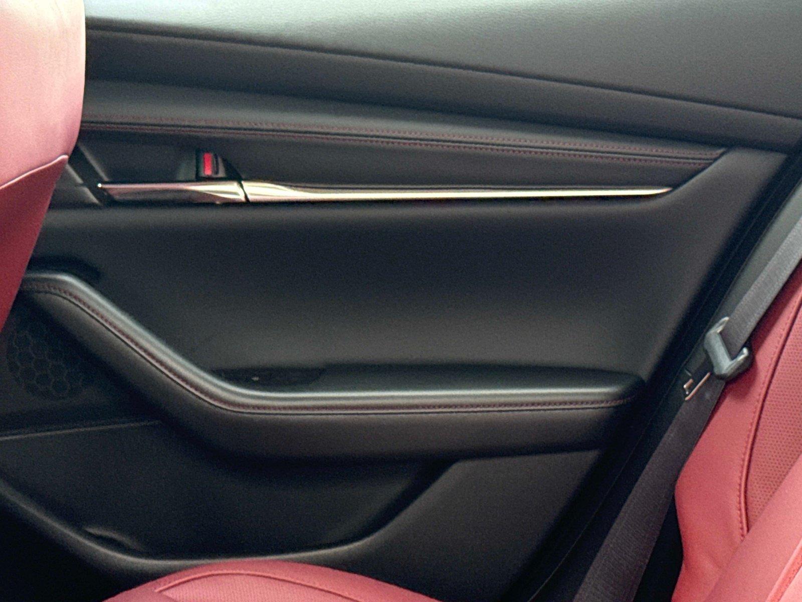 2026 Mazda Mazda3 Sedan 2.5 S Carbon Edition