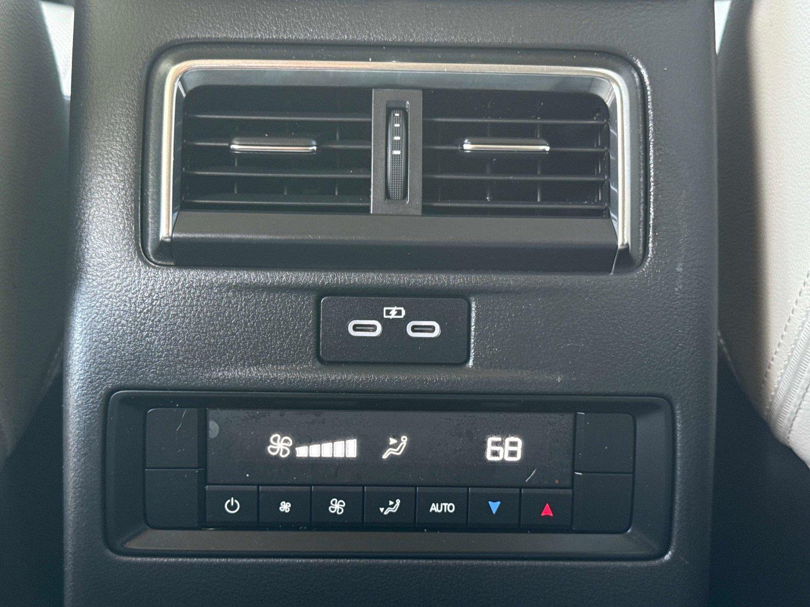 2025 Mazda CX-70 PHEV Premium Package