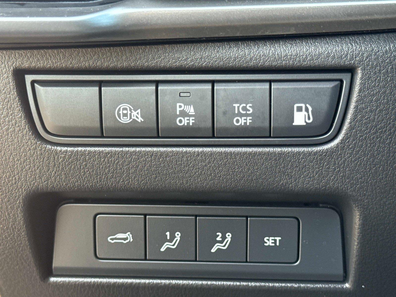 2025 Mazda CX-70 PHEV Premium Package