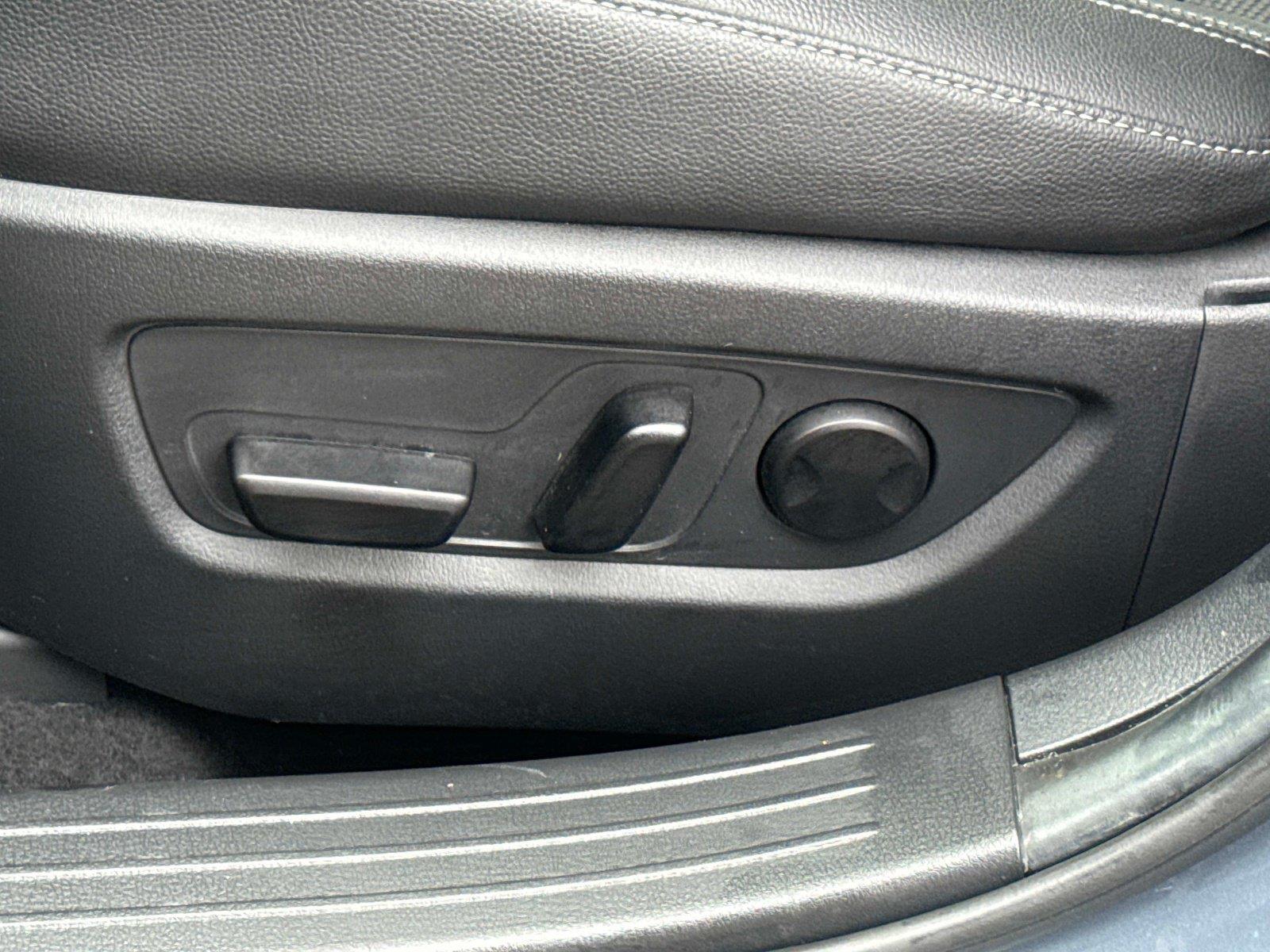 2024 Mazda CX-50 2.5 S Preferred Package