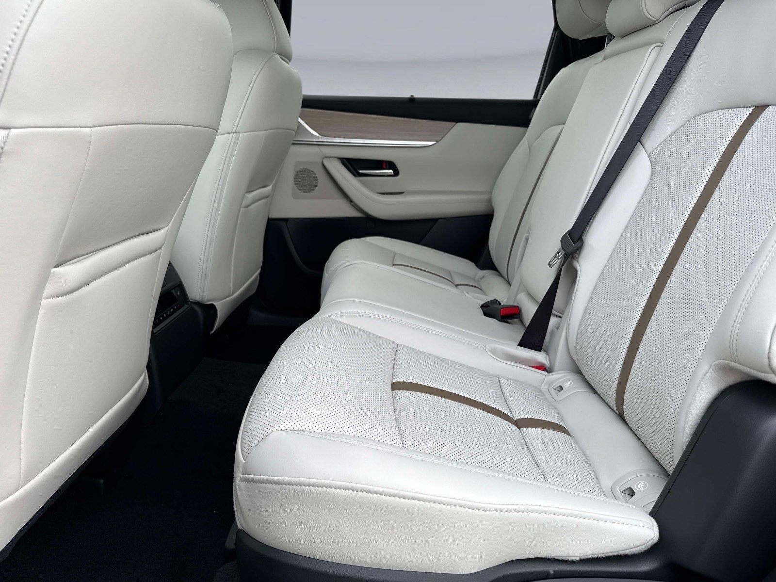 2026 Mazda CX-90 Premium Plus