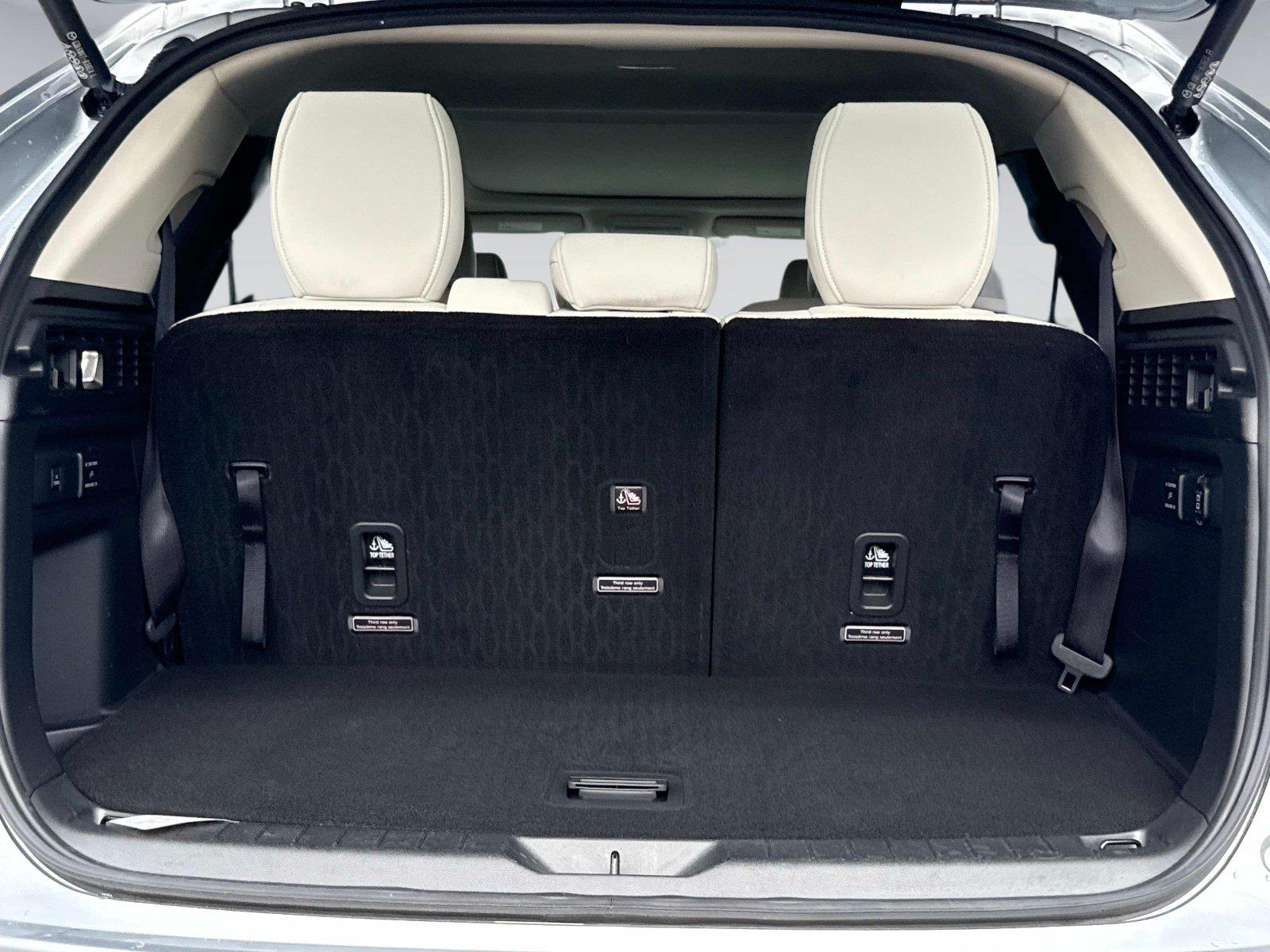 2024 Mazda CX-90 PHEV Premium Plus