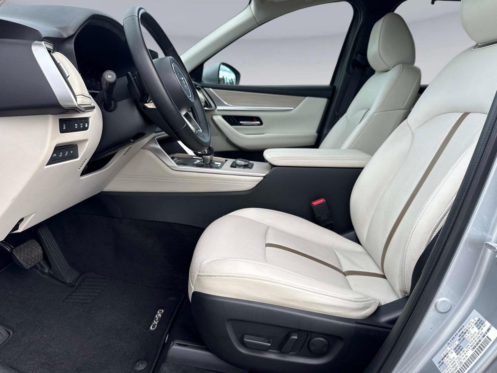 2024 Mazda CX-90 PHEV Premium Plus