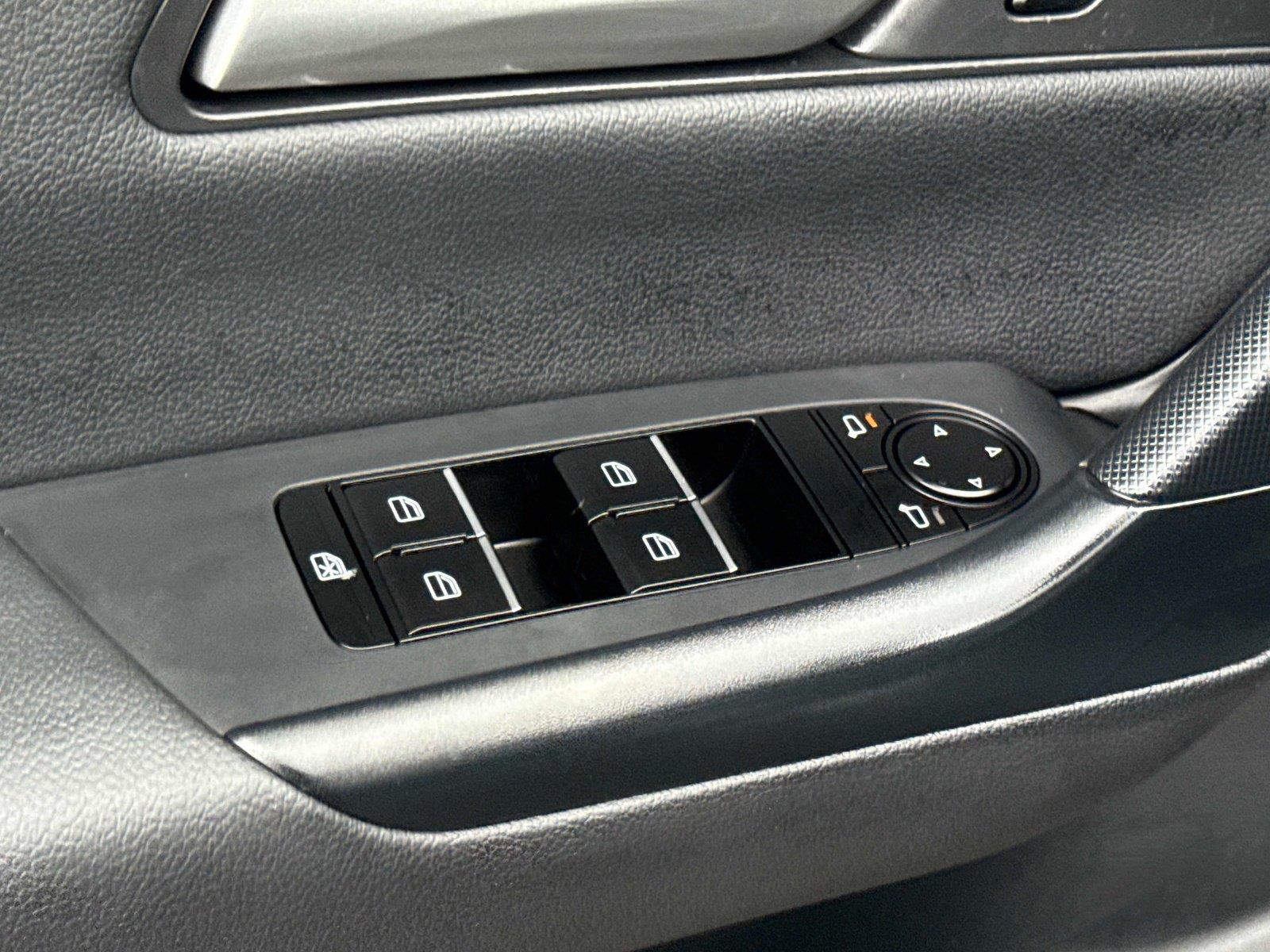 2024 Mazda CX-50 2.5 S Select Package