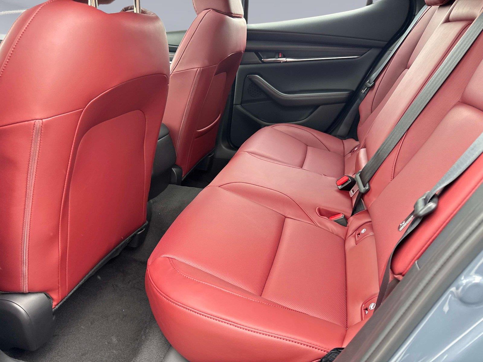 2026 Mazda Mazda3 Hatchback 2.5 S Carbon Edition