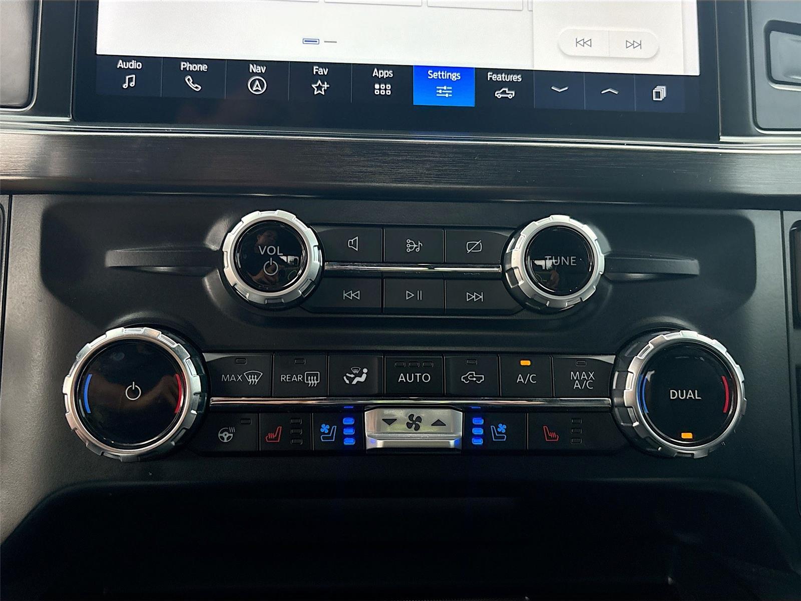 2023 Ford Super Duty F-250 SRW LARIAT