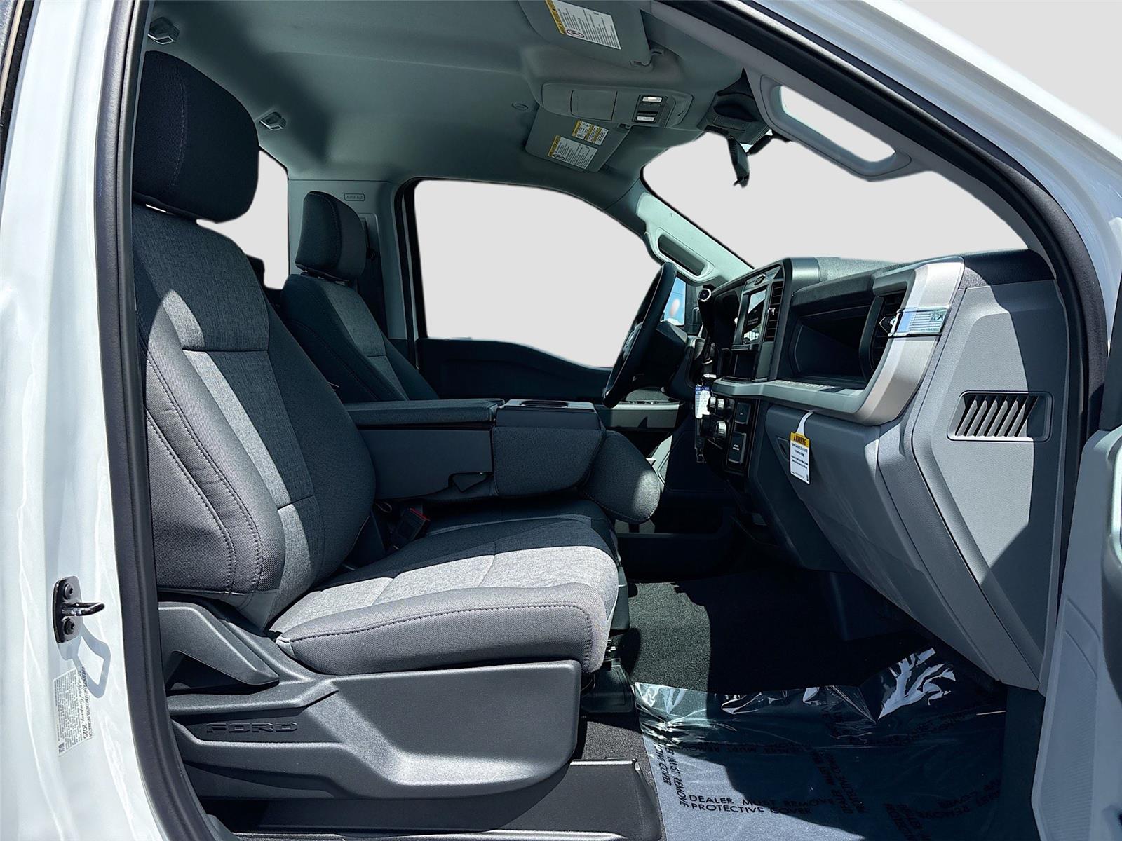 2025 Ford Super Duty F-350 SRW XL